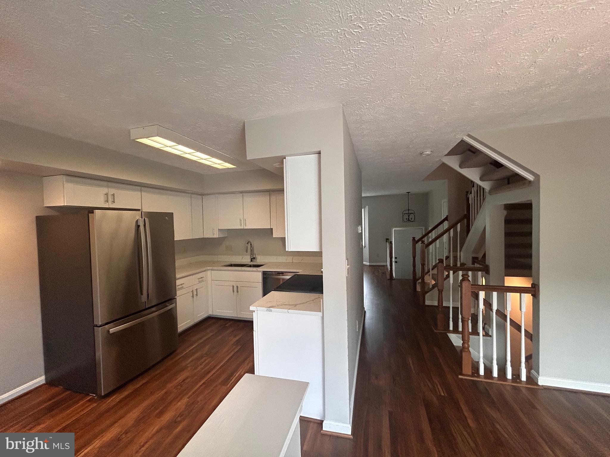 WHISPERING WOODS - Residential Lease