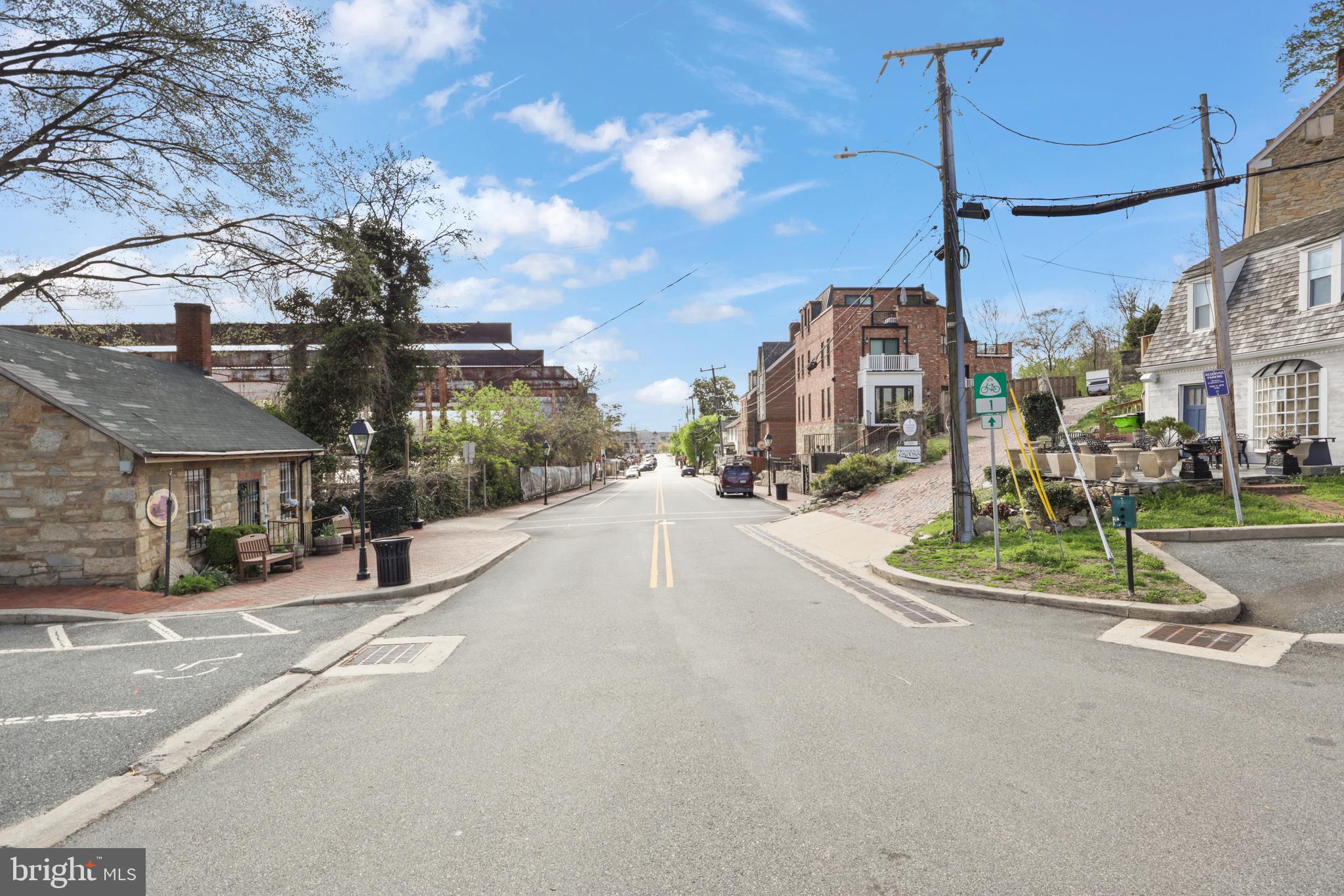 POTOMAC CREST - Residential