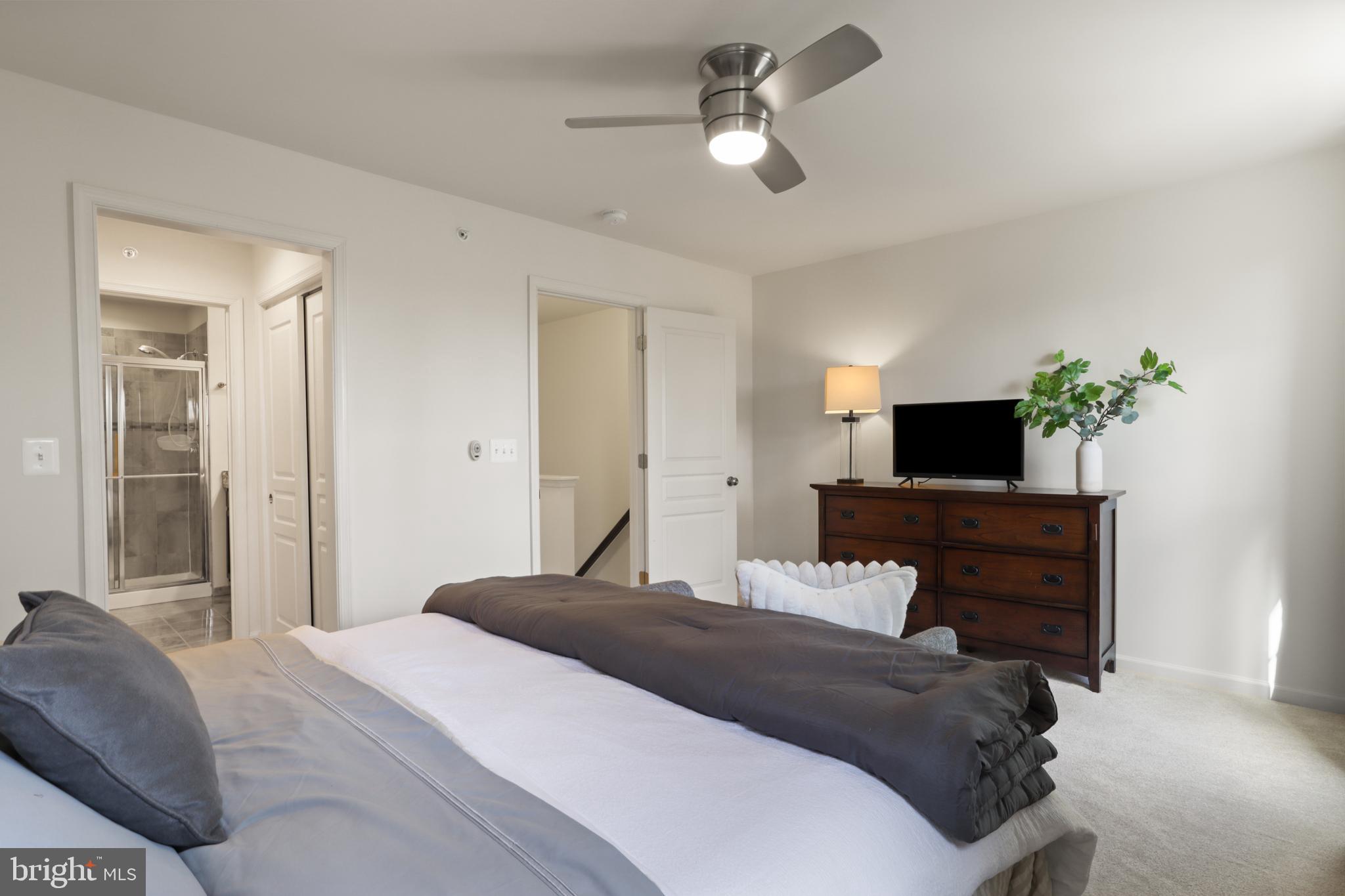 POTOMAC CREST - Residential