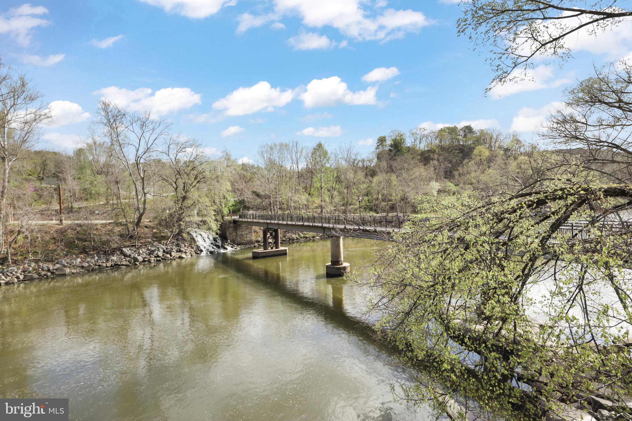 POTOMAC CREST - Residential