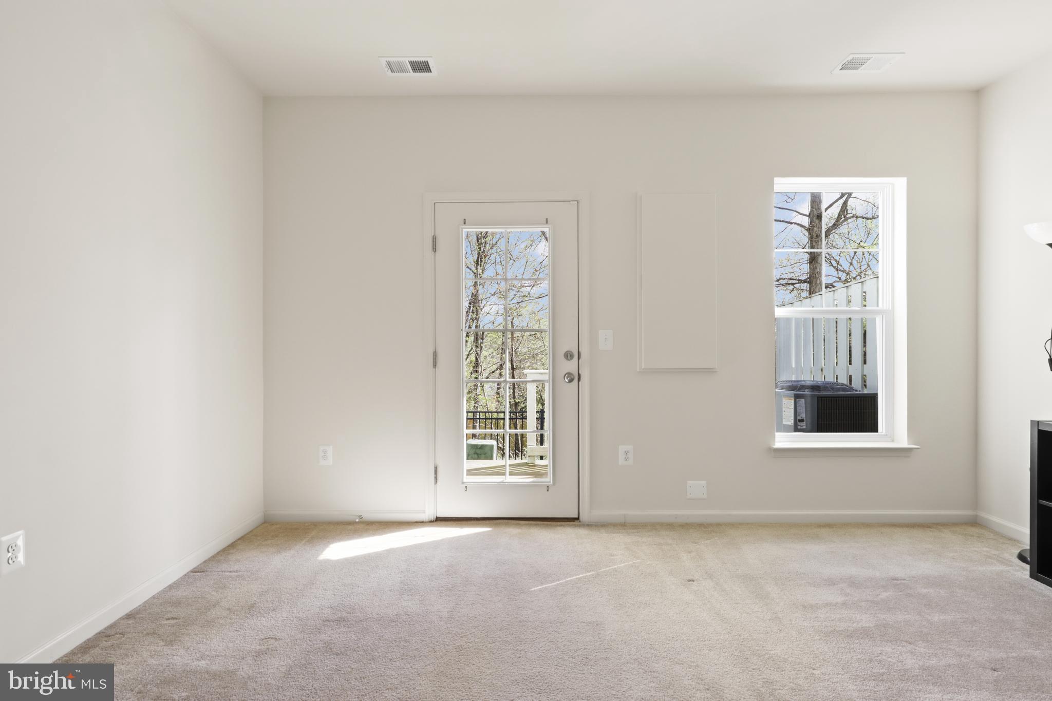 POTOMAC CREST - Residential