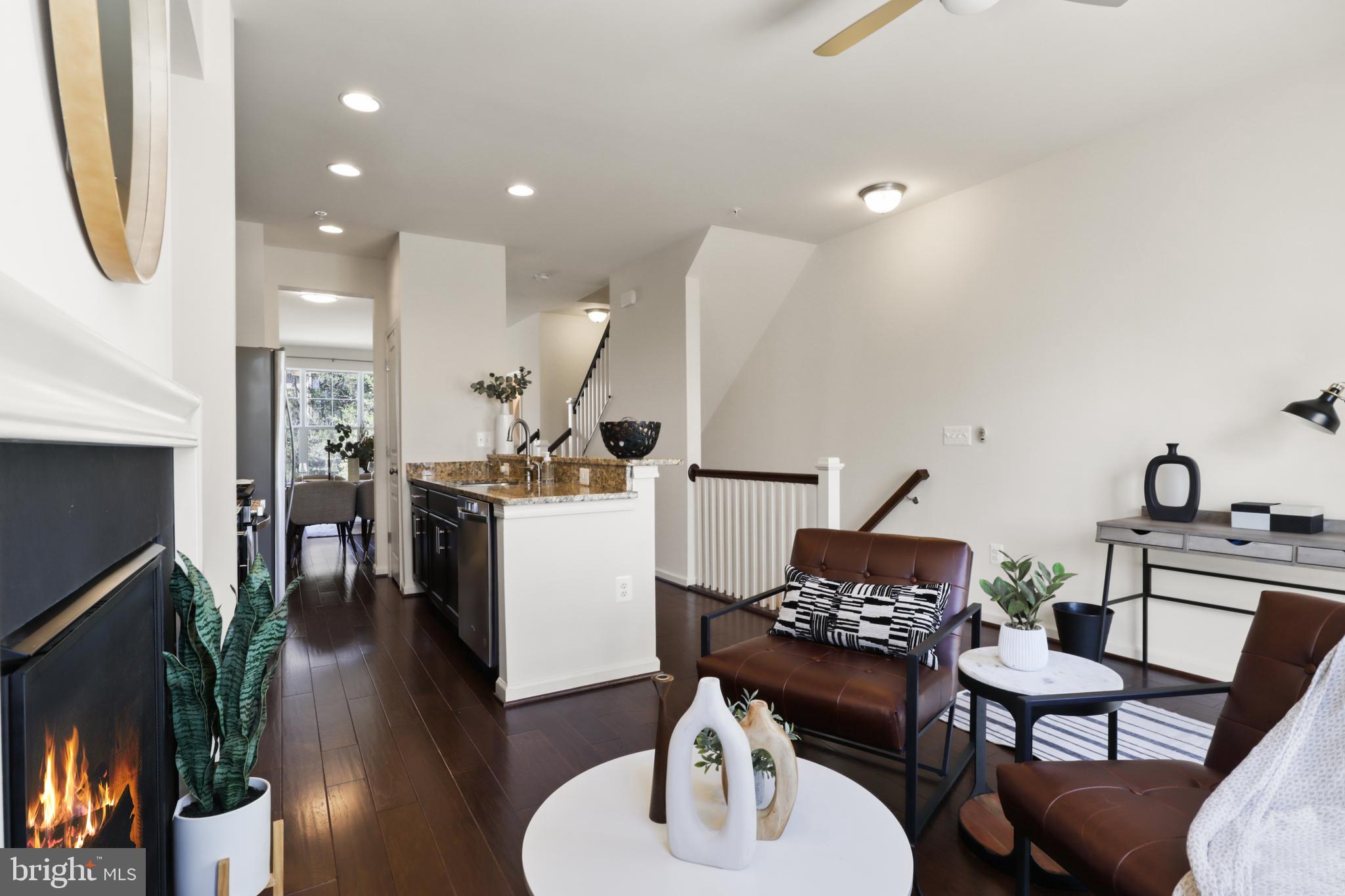 POTOMAC CREST - Residential