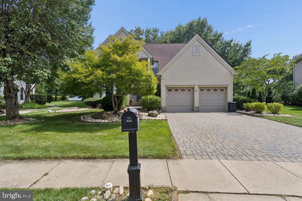 30 LARKSPUR DRIVE