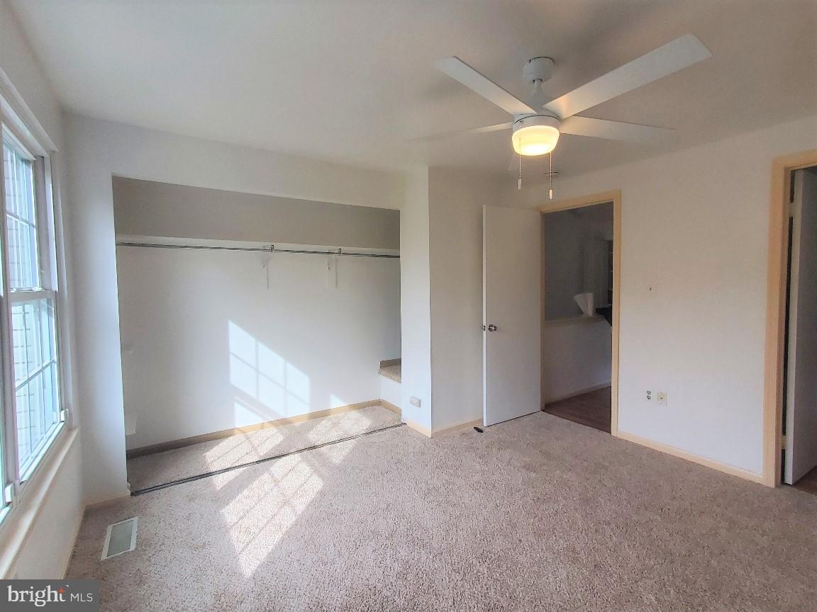 CLOVERLEAF - Residential Lease