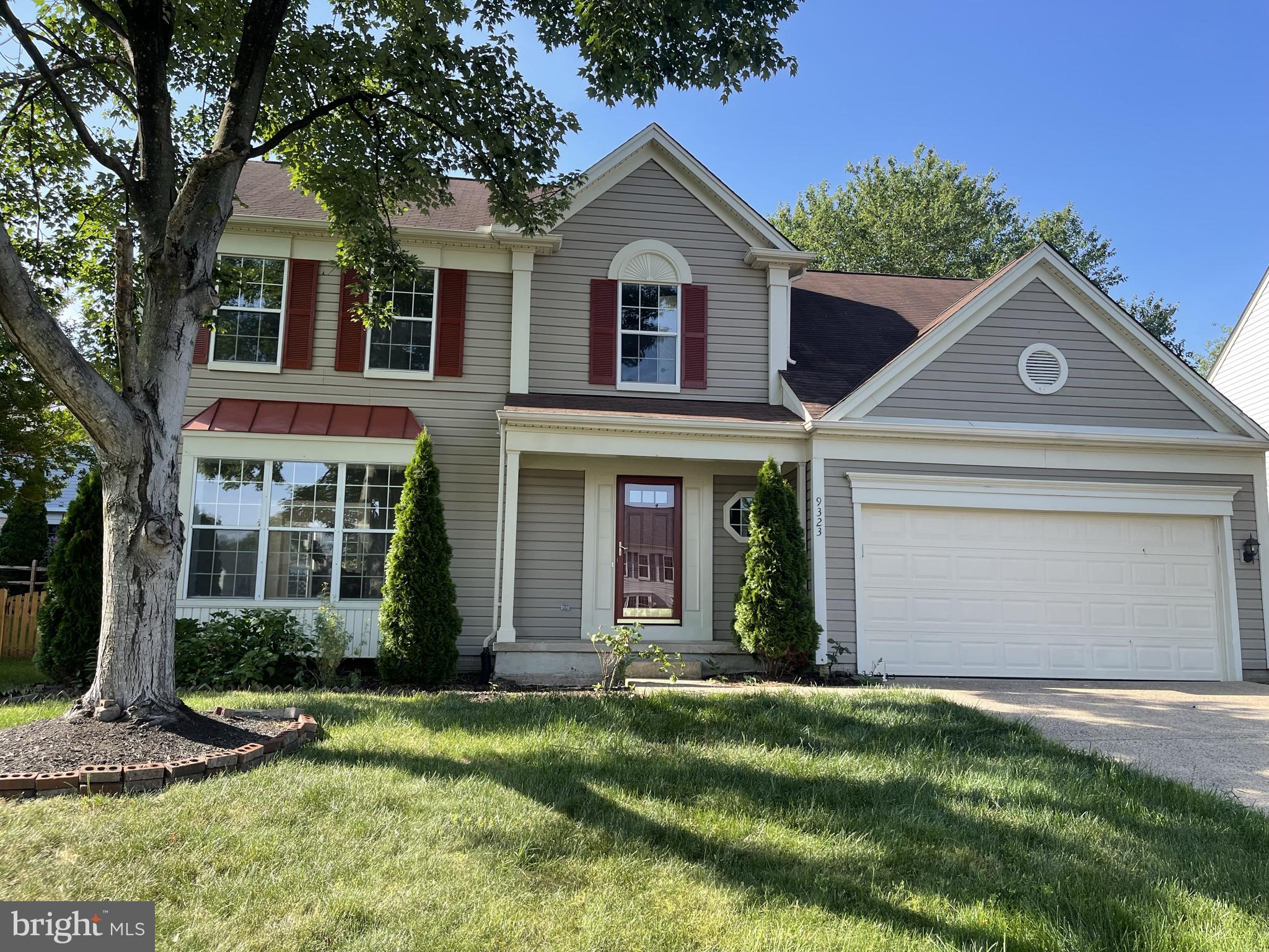 WELLINGTON/CLOVERHILL - Residential