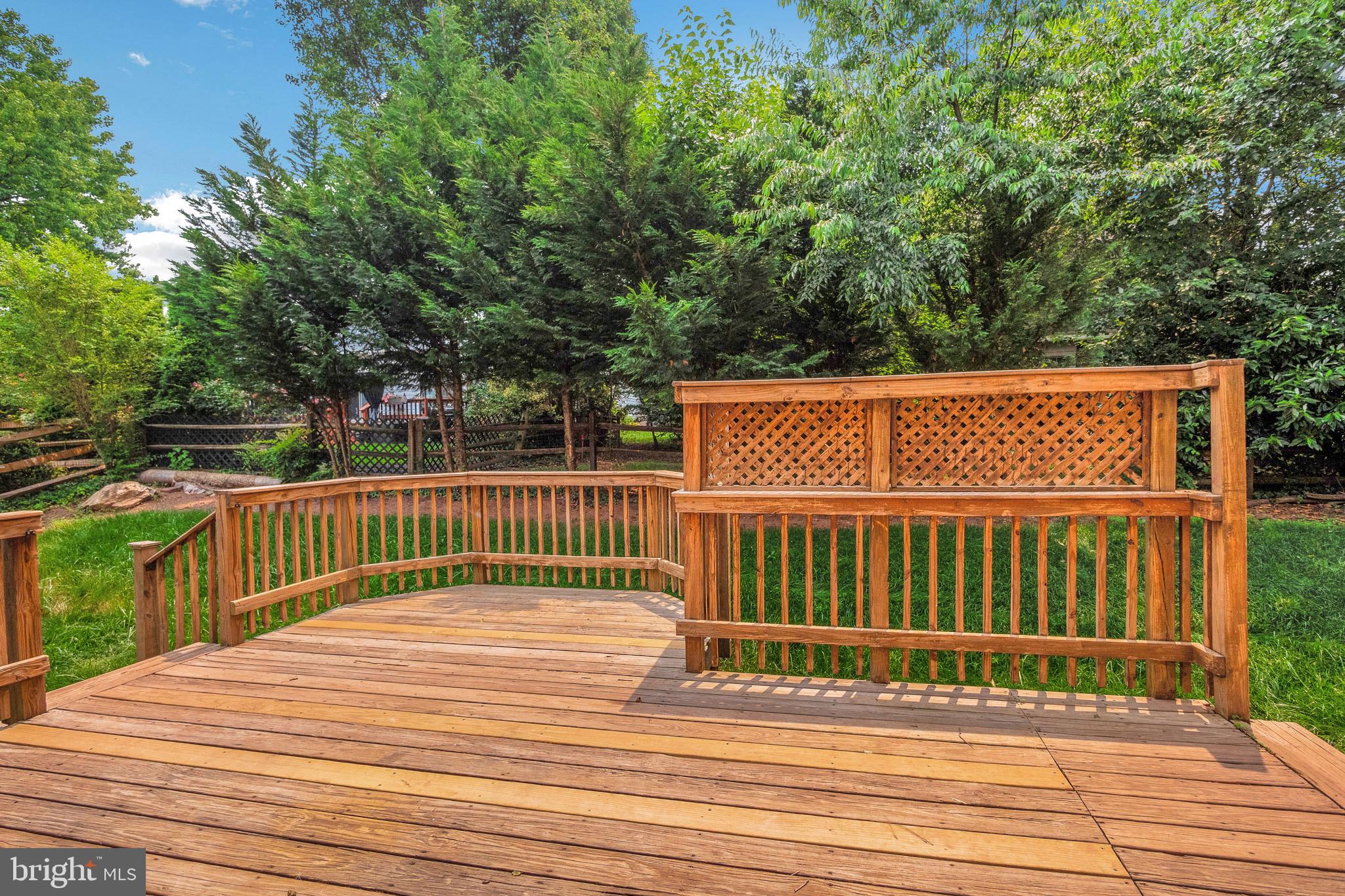 WELLINGTON/CLOVERHILL - Residential