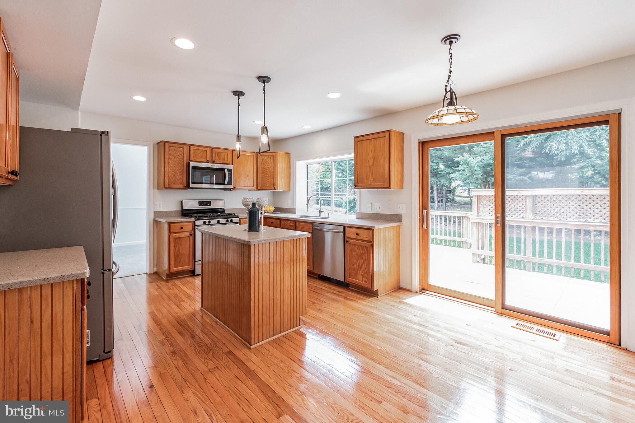 WELLINGTON/CLOVERHILL - Residential