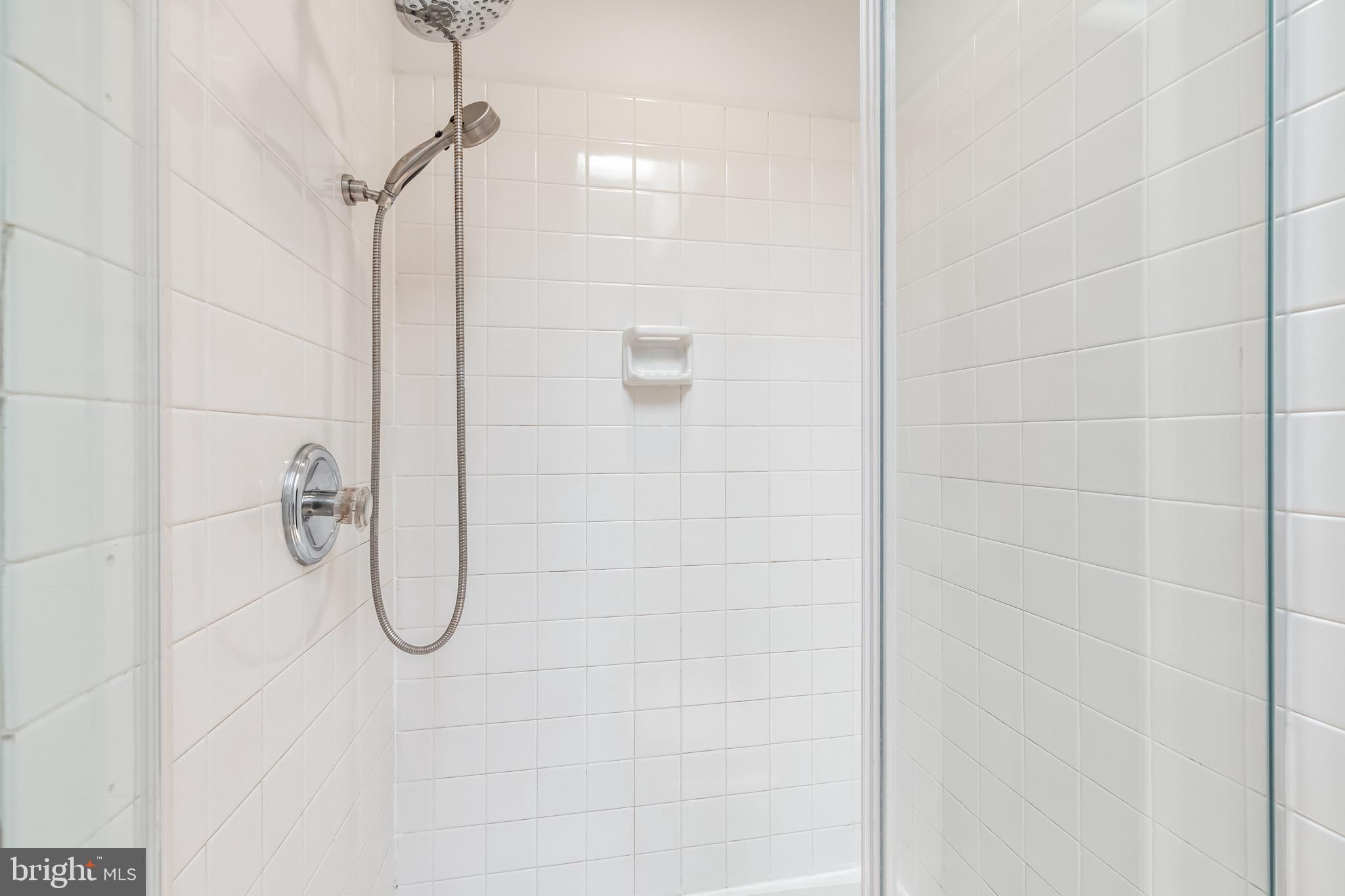 WELLINGTON/CLOVERHILL - Residential