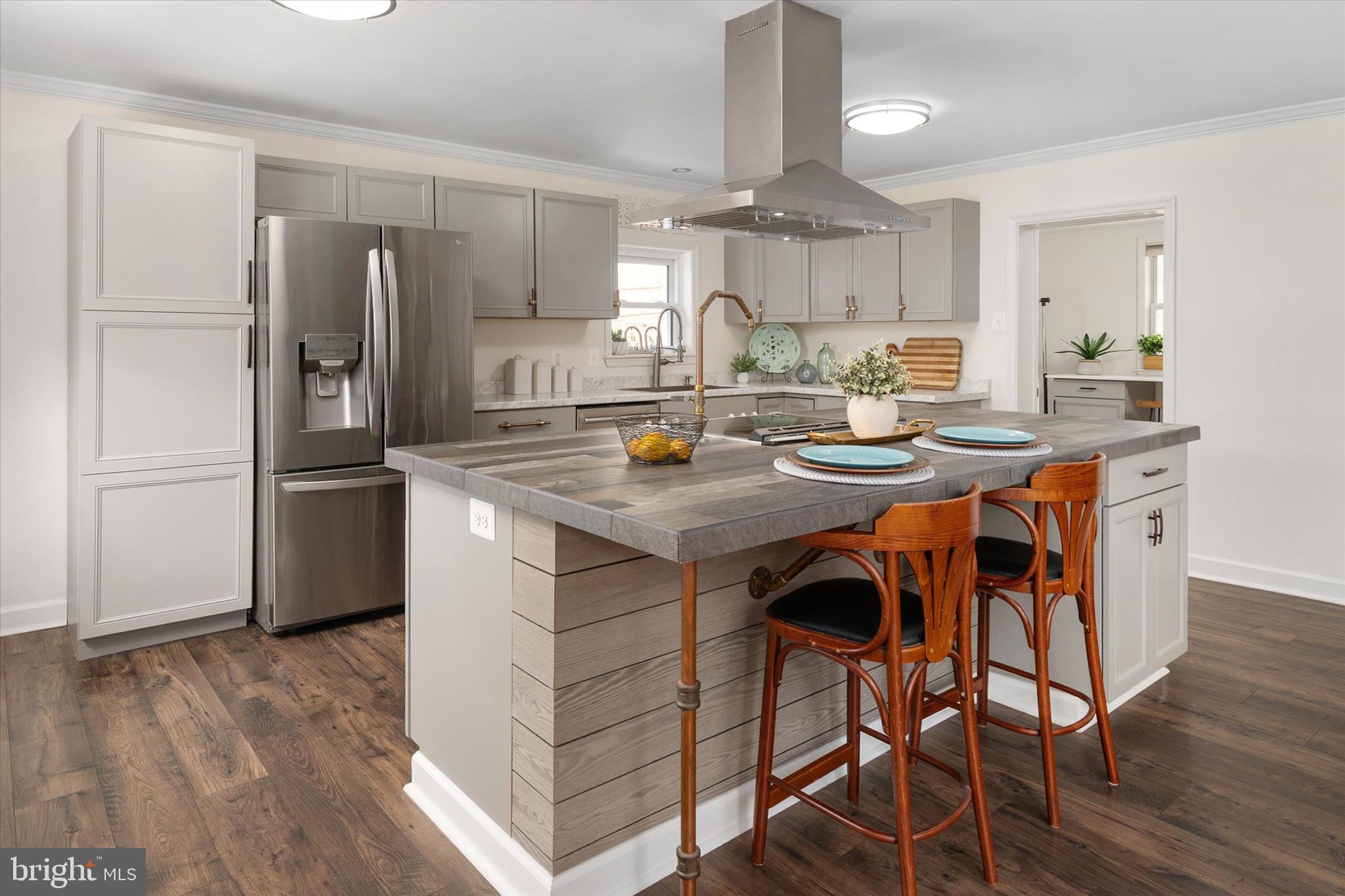 ELVATON ACRES - Residential