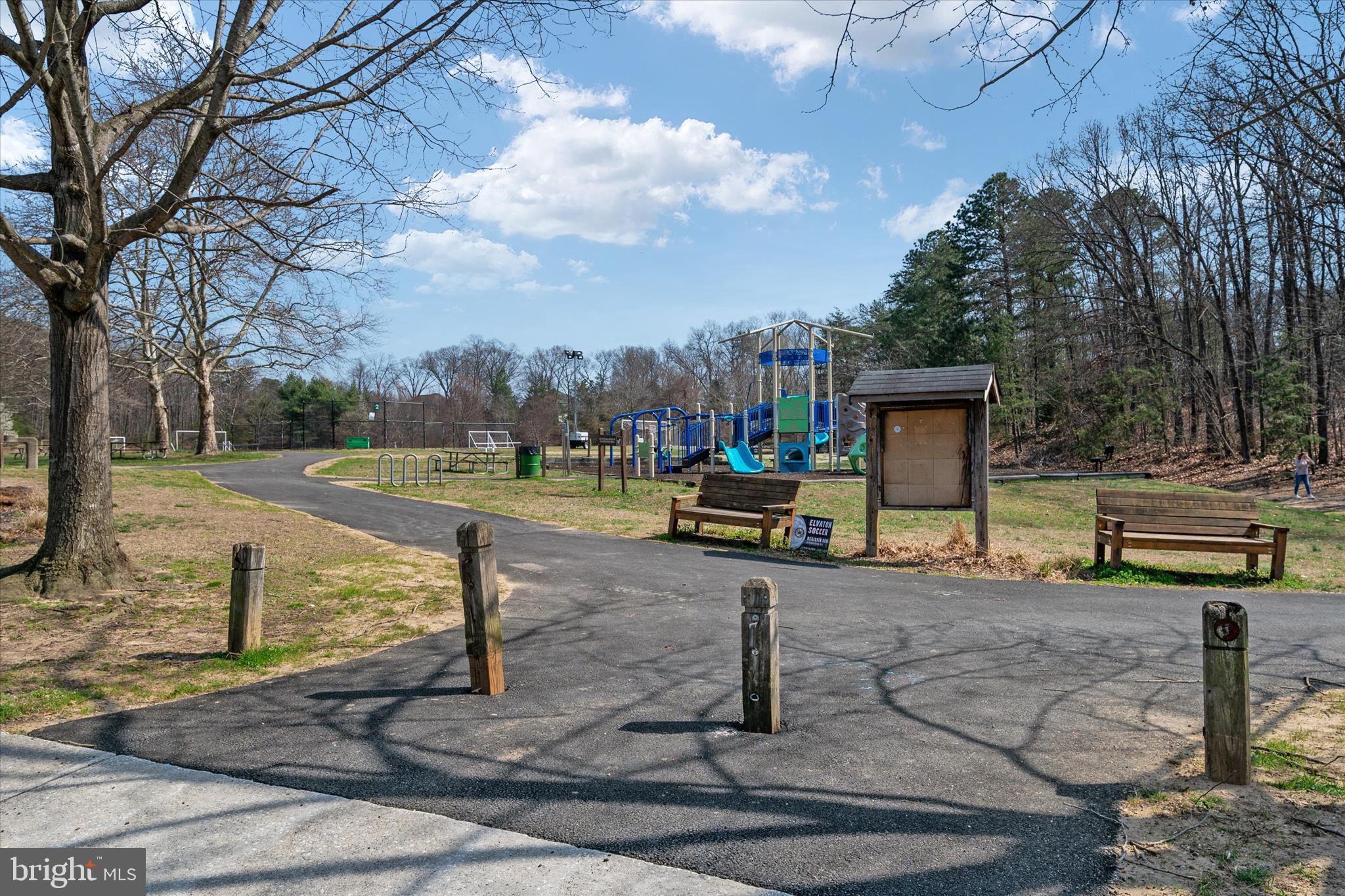 ELVATON ACRES - Residential