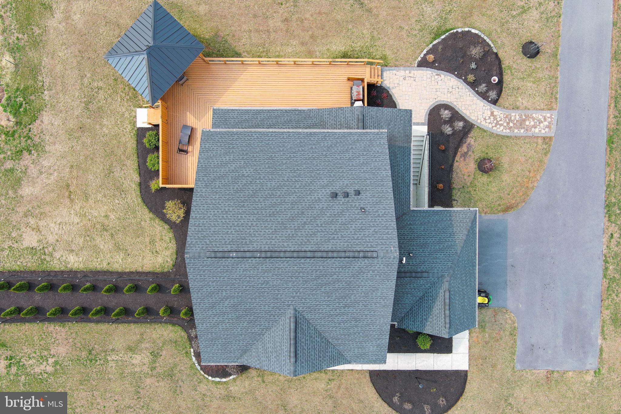 JAMES FARM ESTATES - Residential