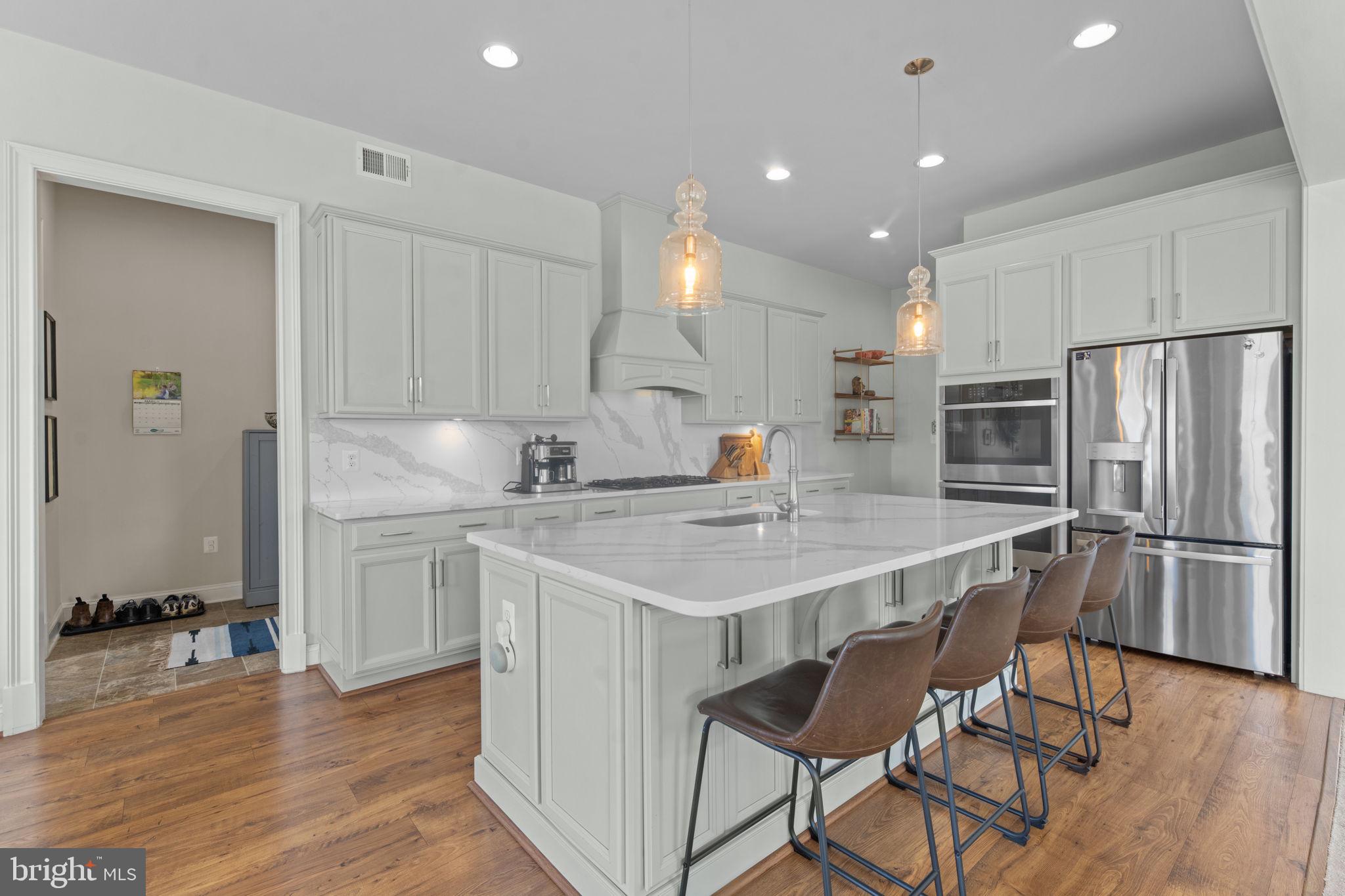 JAMES FARM ESTATES - Residential