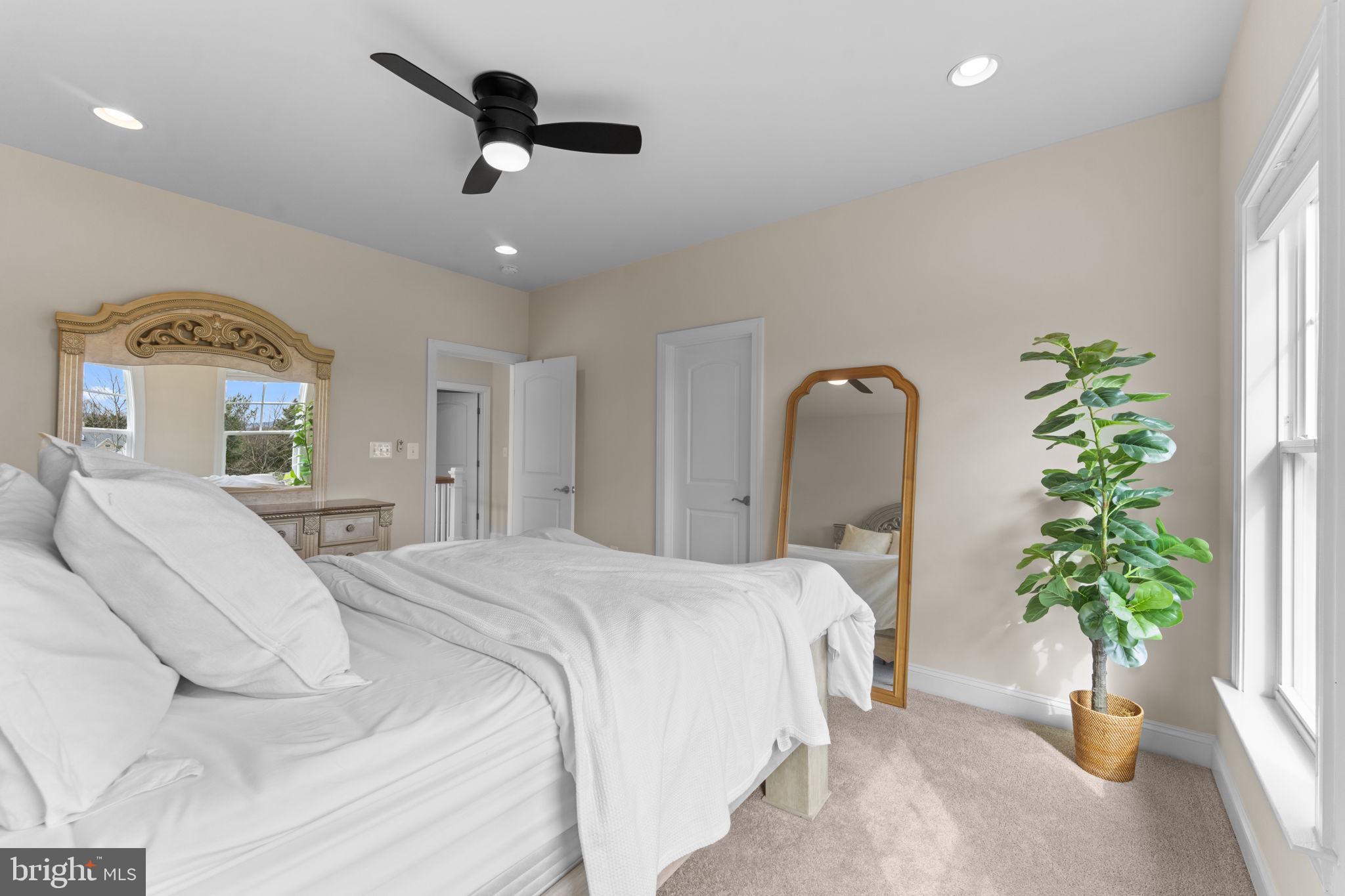 JAMES FARM ESTATES - Residential