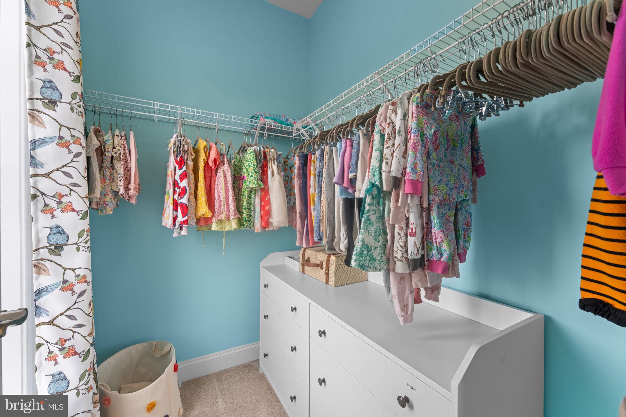 JAMES FARM ESTATES - Residential