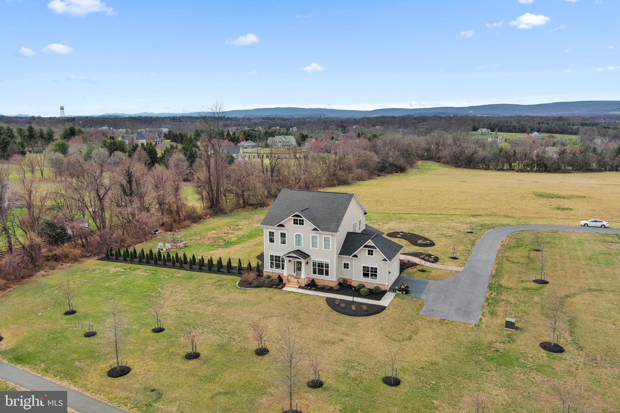 JAMES FARM ESTATES - Residential