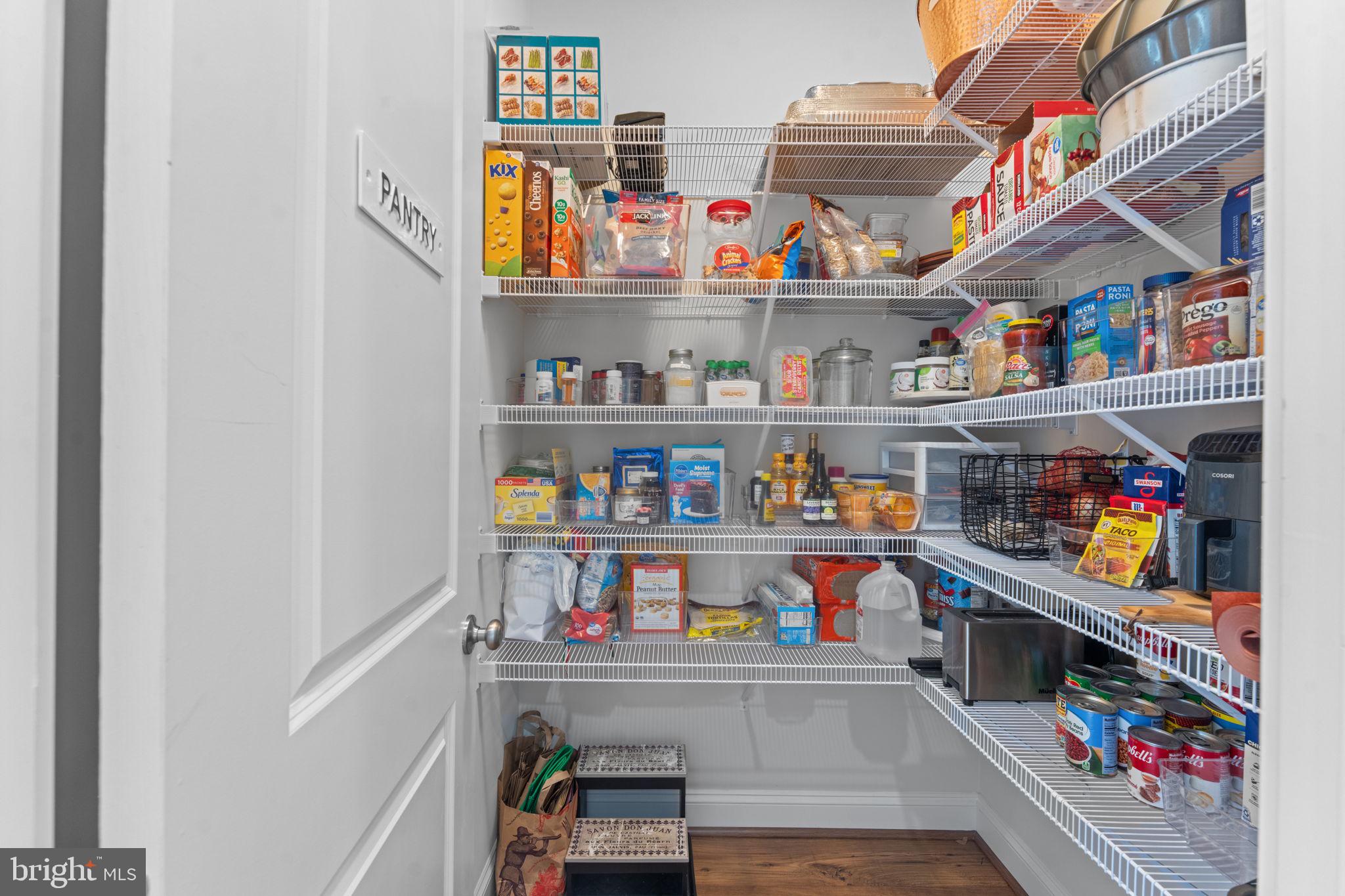 JAMES FARM ESTATES - Residential