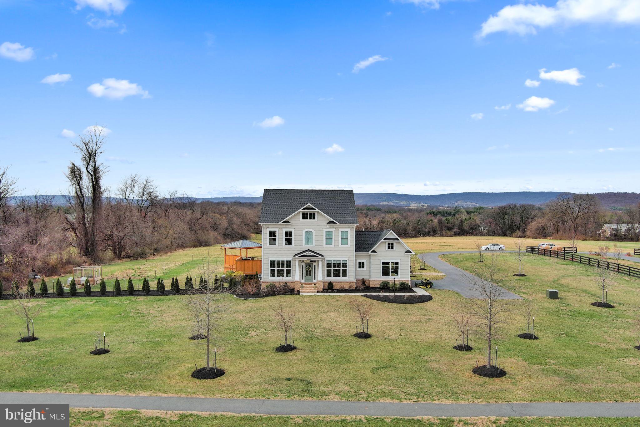 JAMES FARM ESTATES - Residential