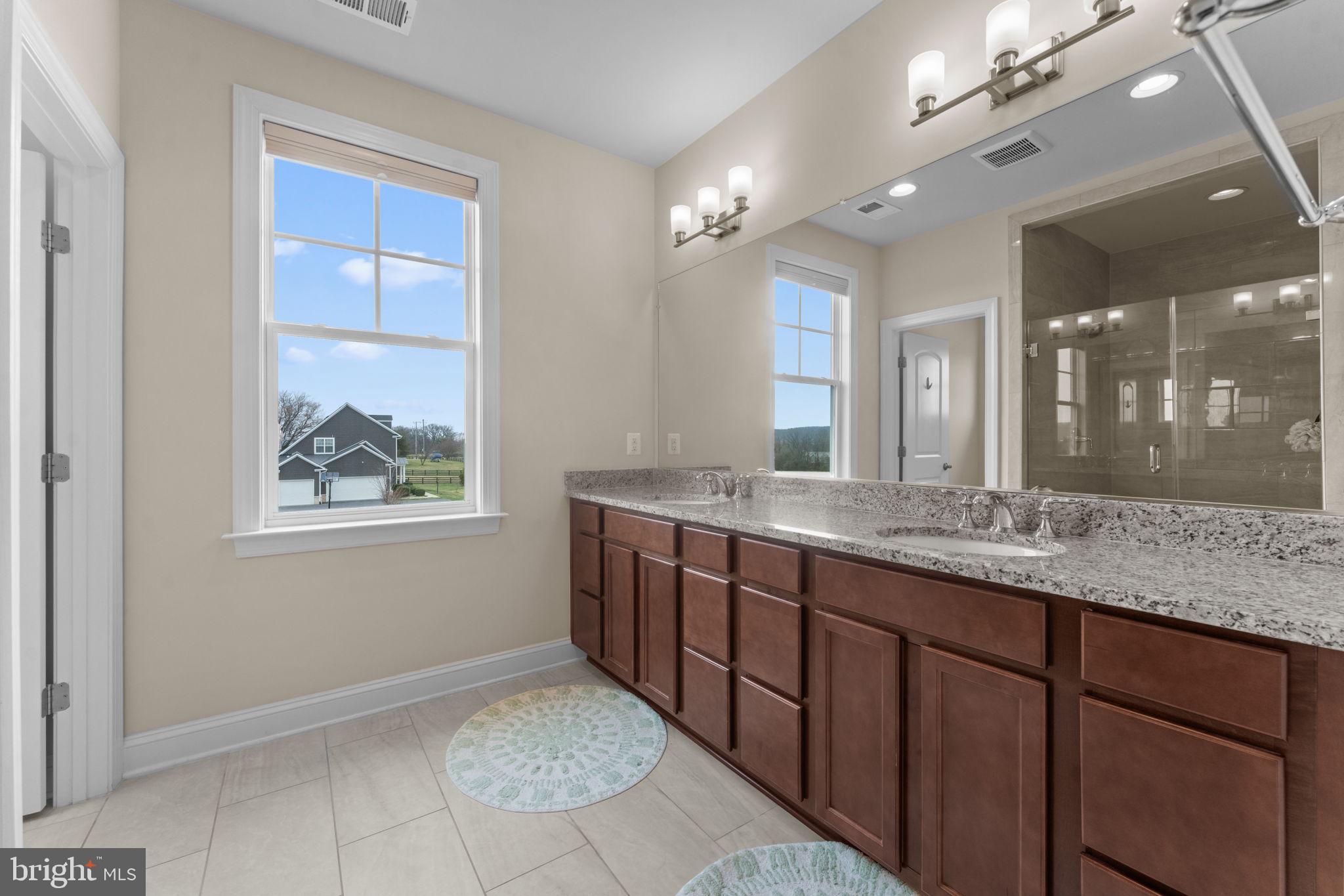 JAMES FARM ESTATES - Residential