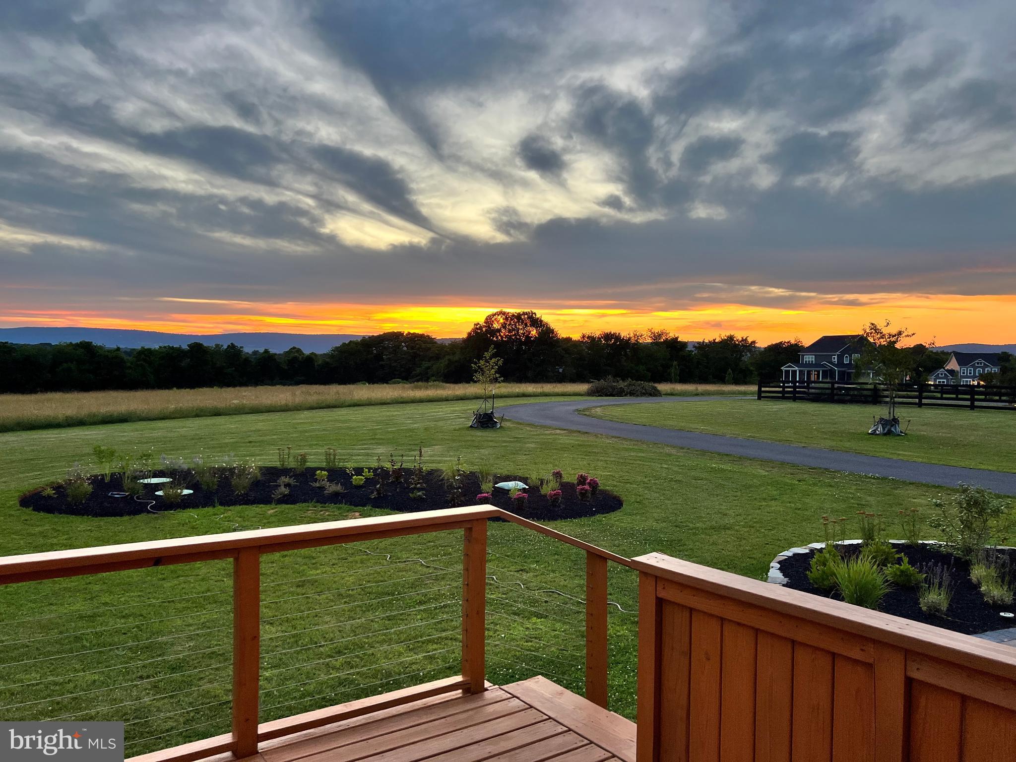 JAMES FARM ESTATES - Residential