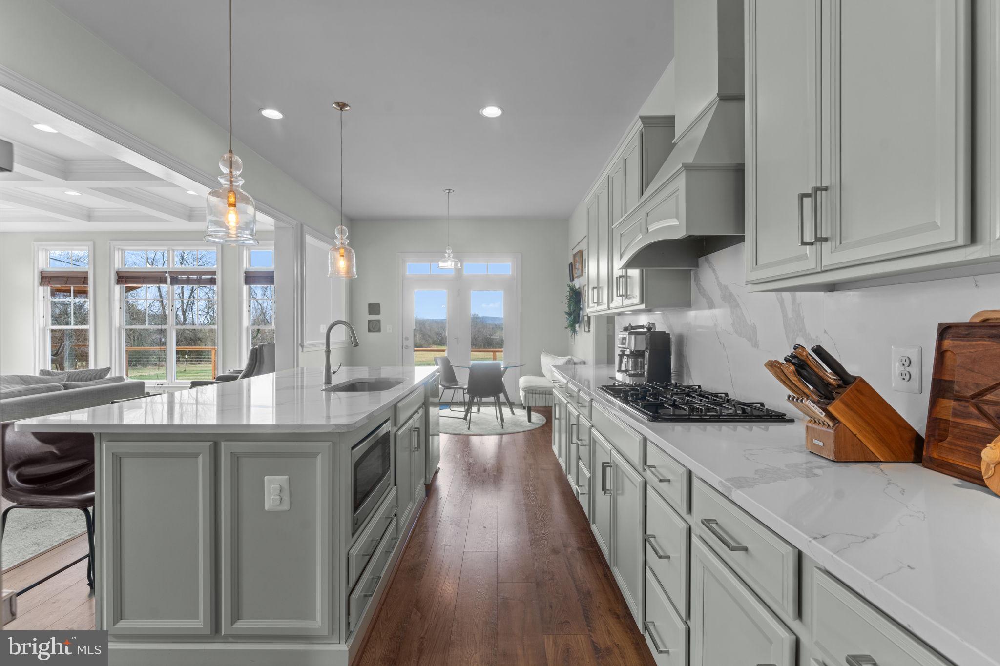 JAMES FARM ESTATES - Residential