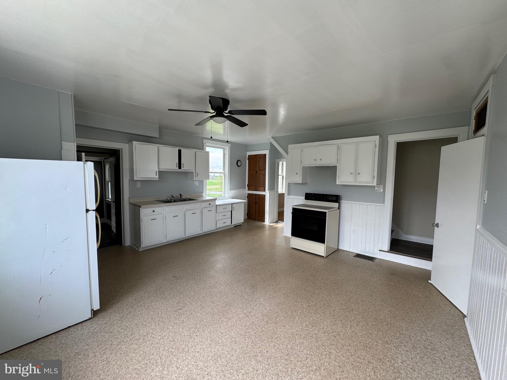 NEW PROVIDENCE - Residential Lease