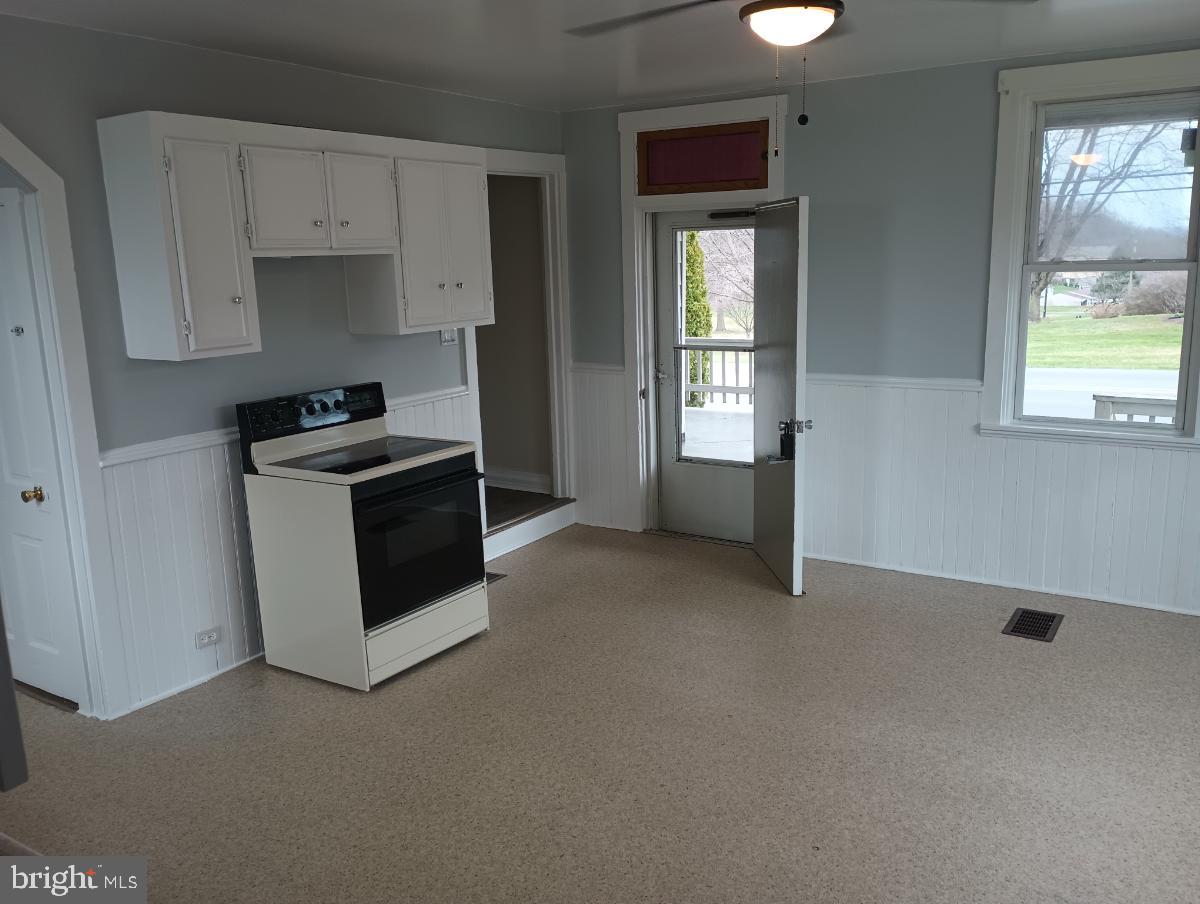 NEW PROVIDENCE - Residential Lease