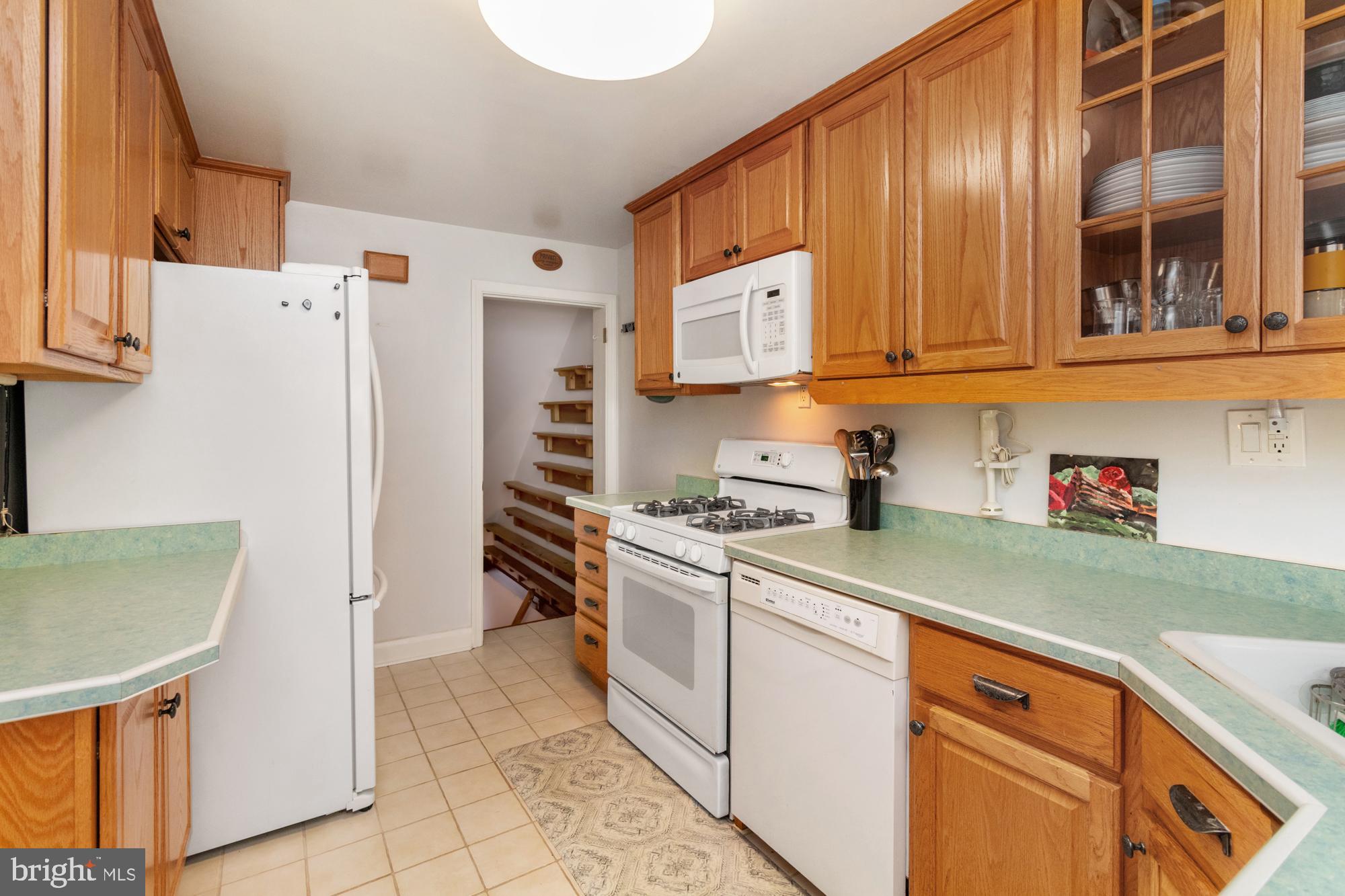 LOCH RAVEN MANOR - Residential
