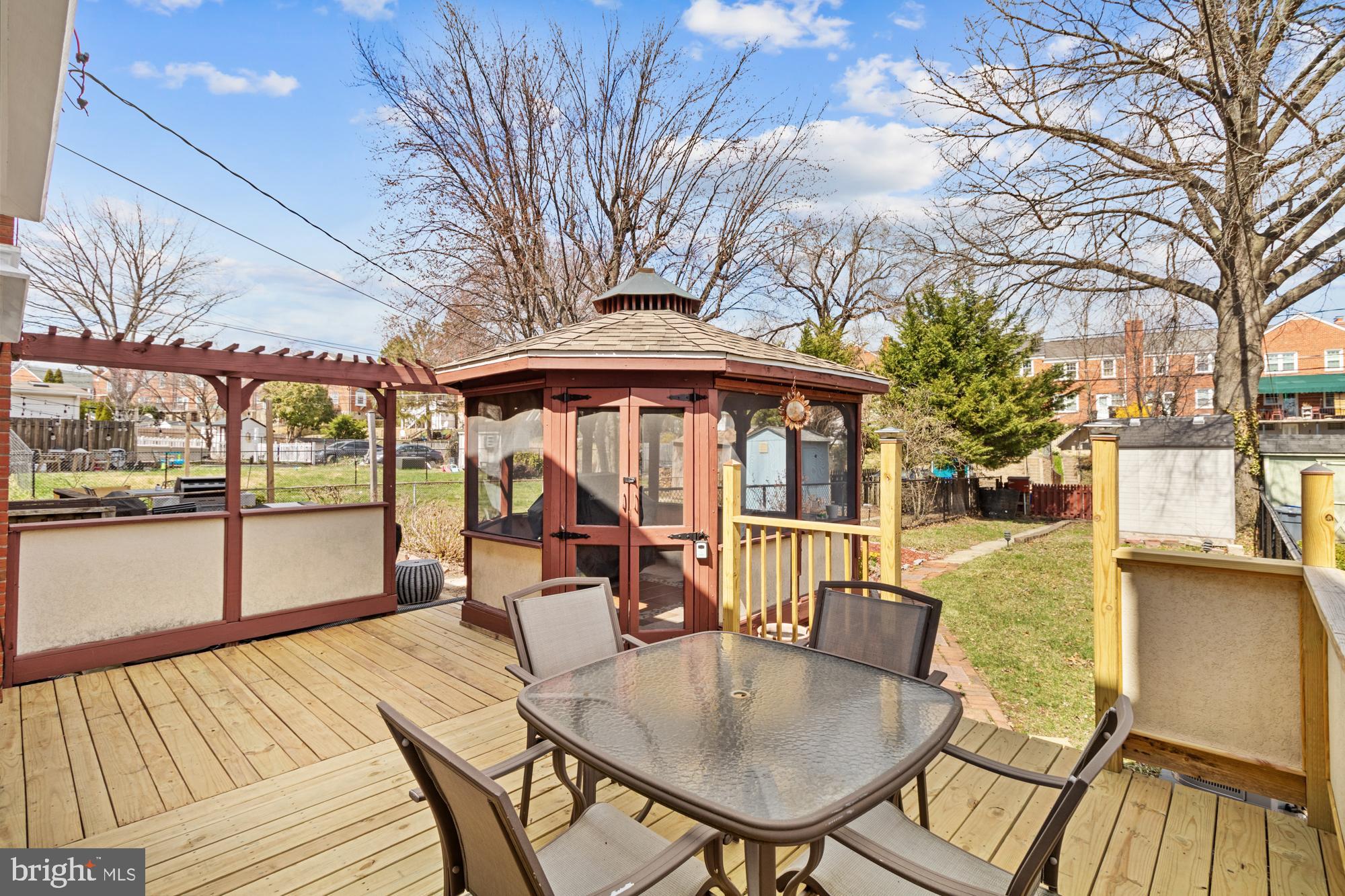 LOCH RAVEN MANOR - Residential