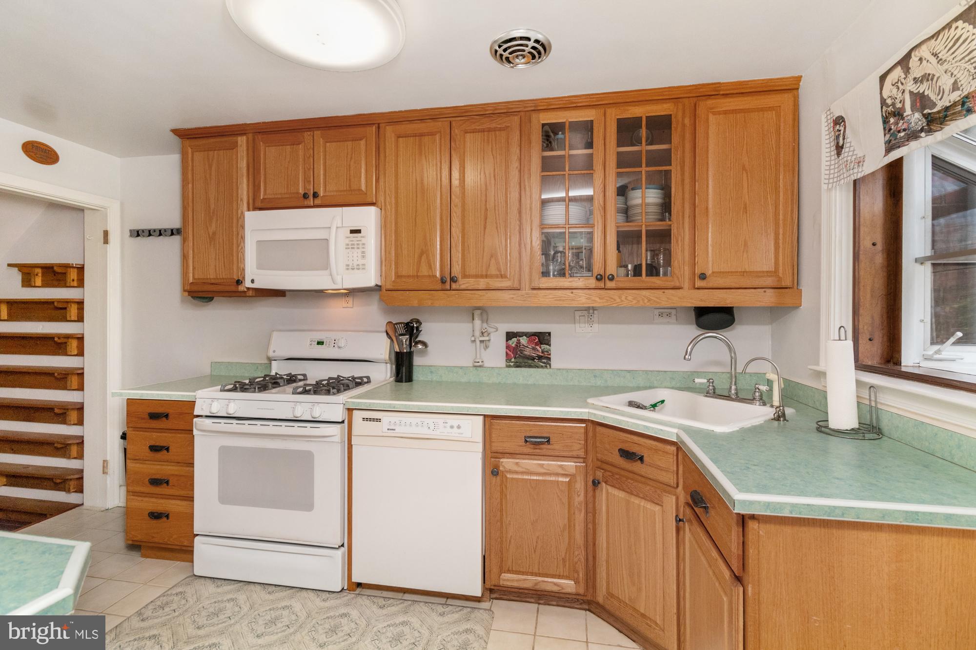 LOCH RAVEN MANOR - Residential
