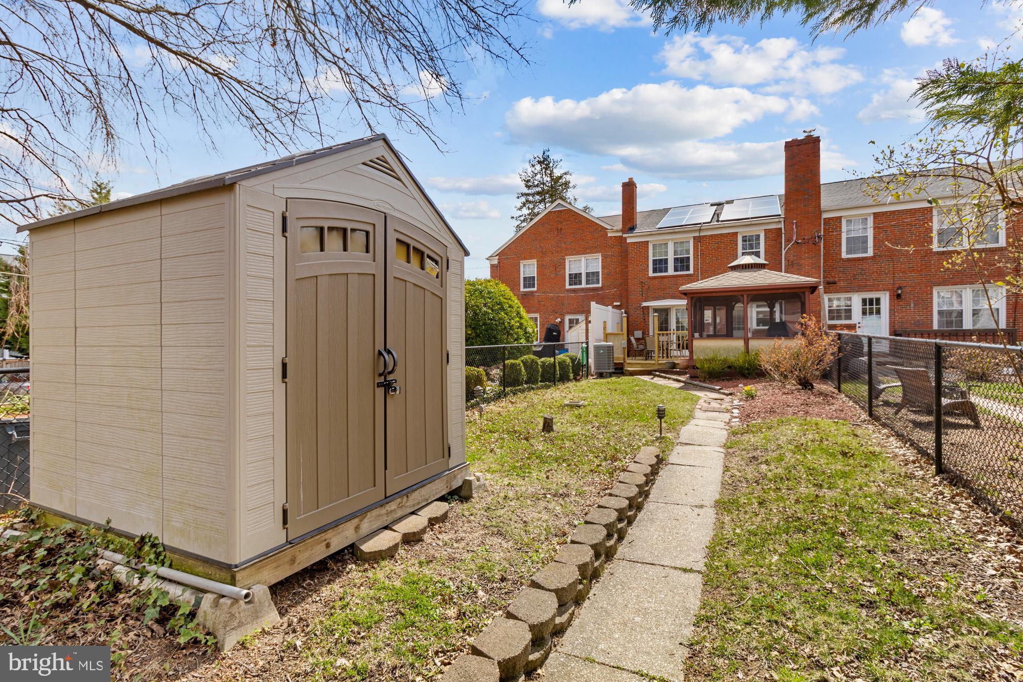 LOCH RAVEN MANOR - Residential