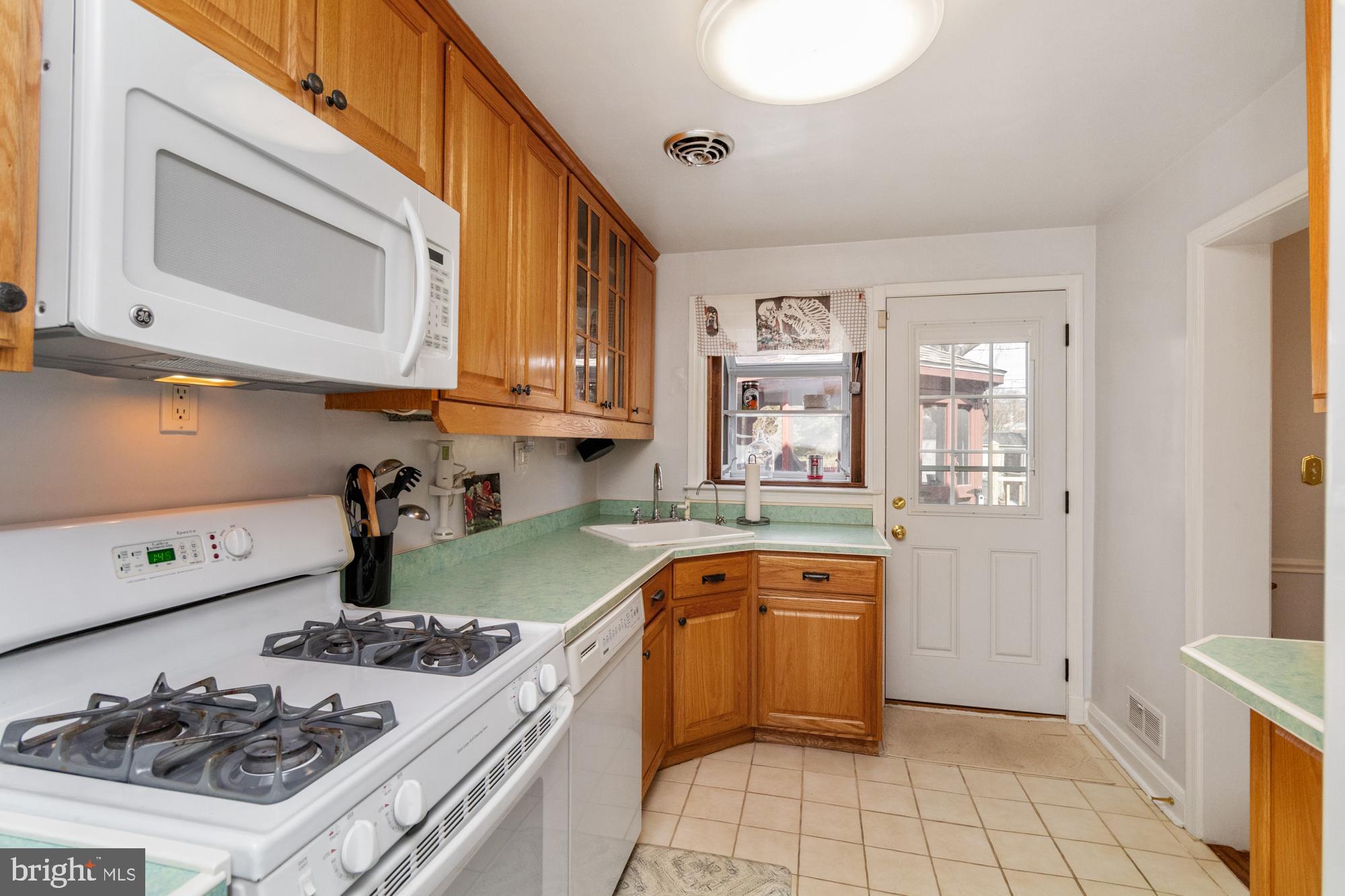 LOCH RAVEN MANOR - Residential