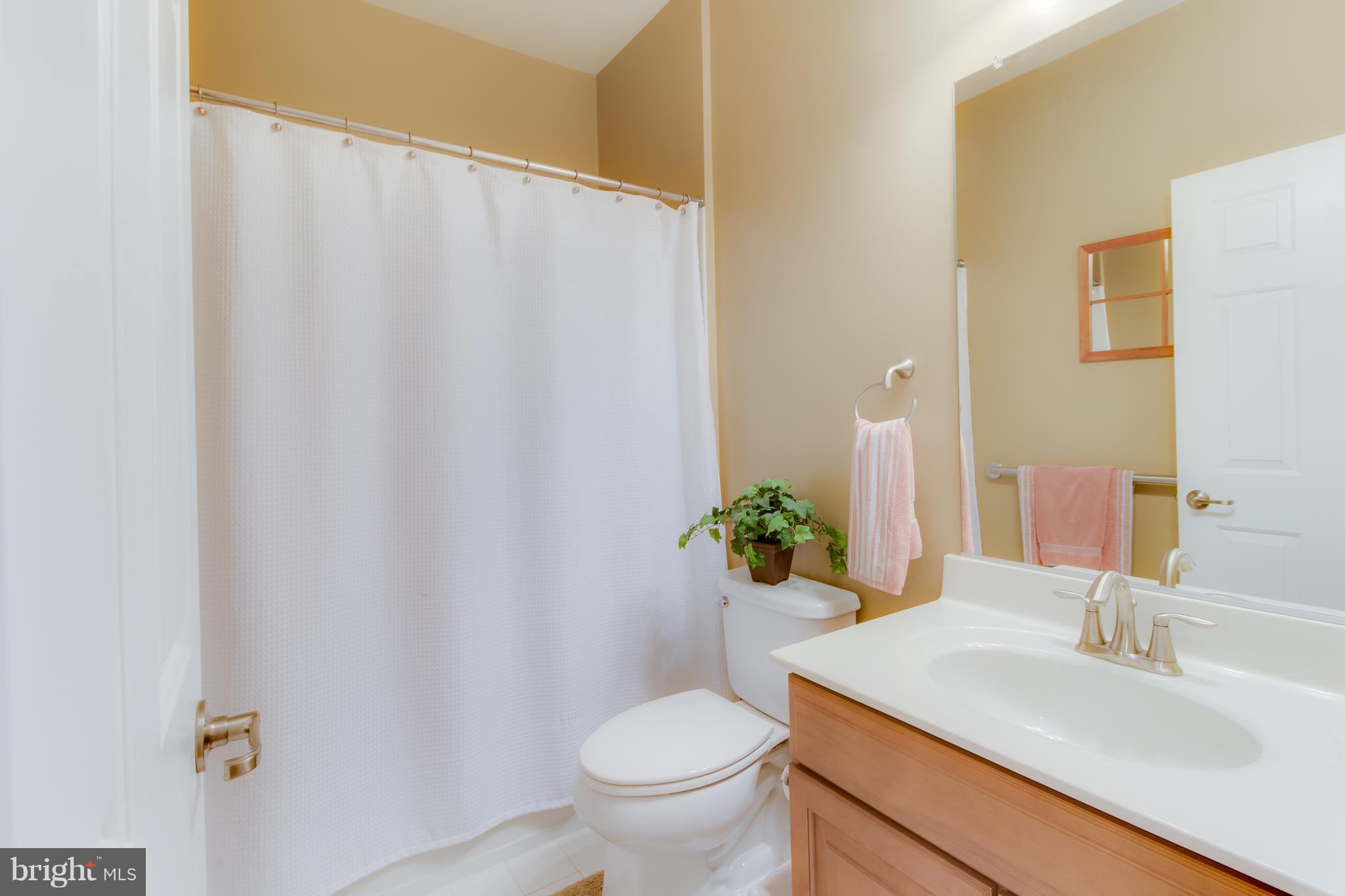 VIRGINIA HERITAGE AT LEE'S PARK - Residential