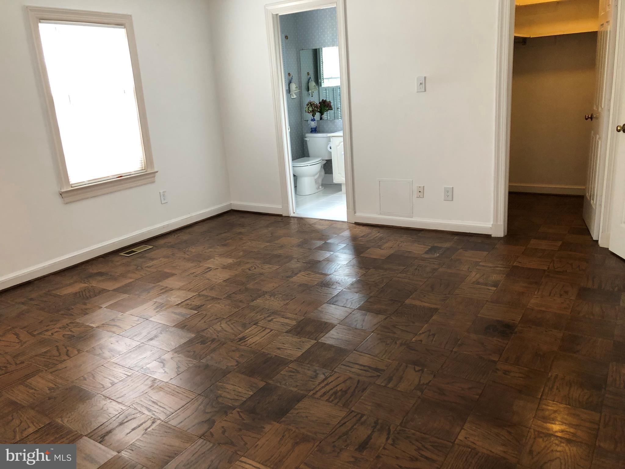 OLD TOWN ALEXANDRIA - Residential Lease