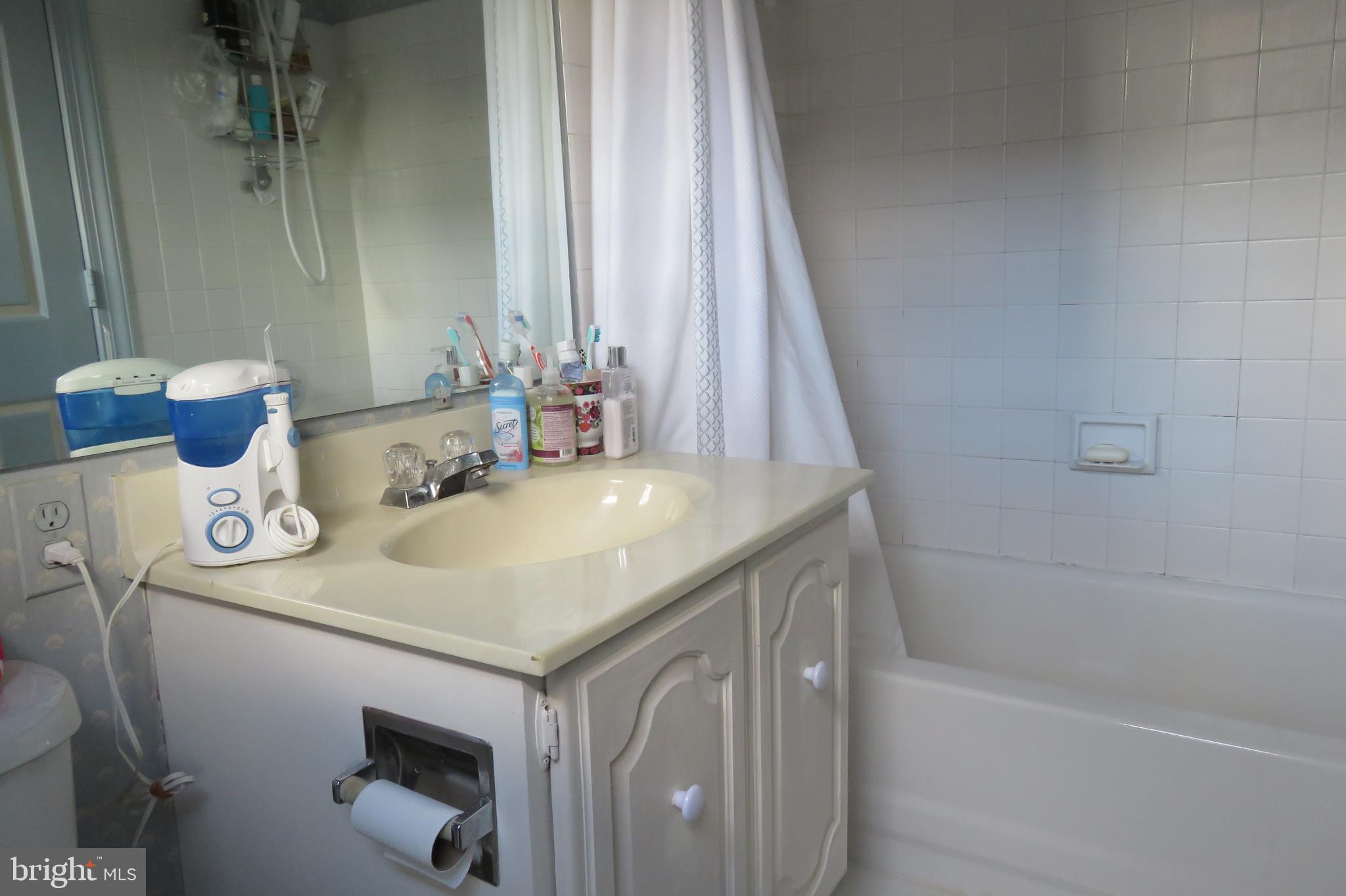 OLD TOWN ALEXANDRIA - Residential Lease