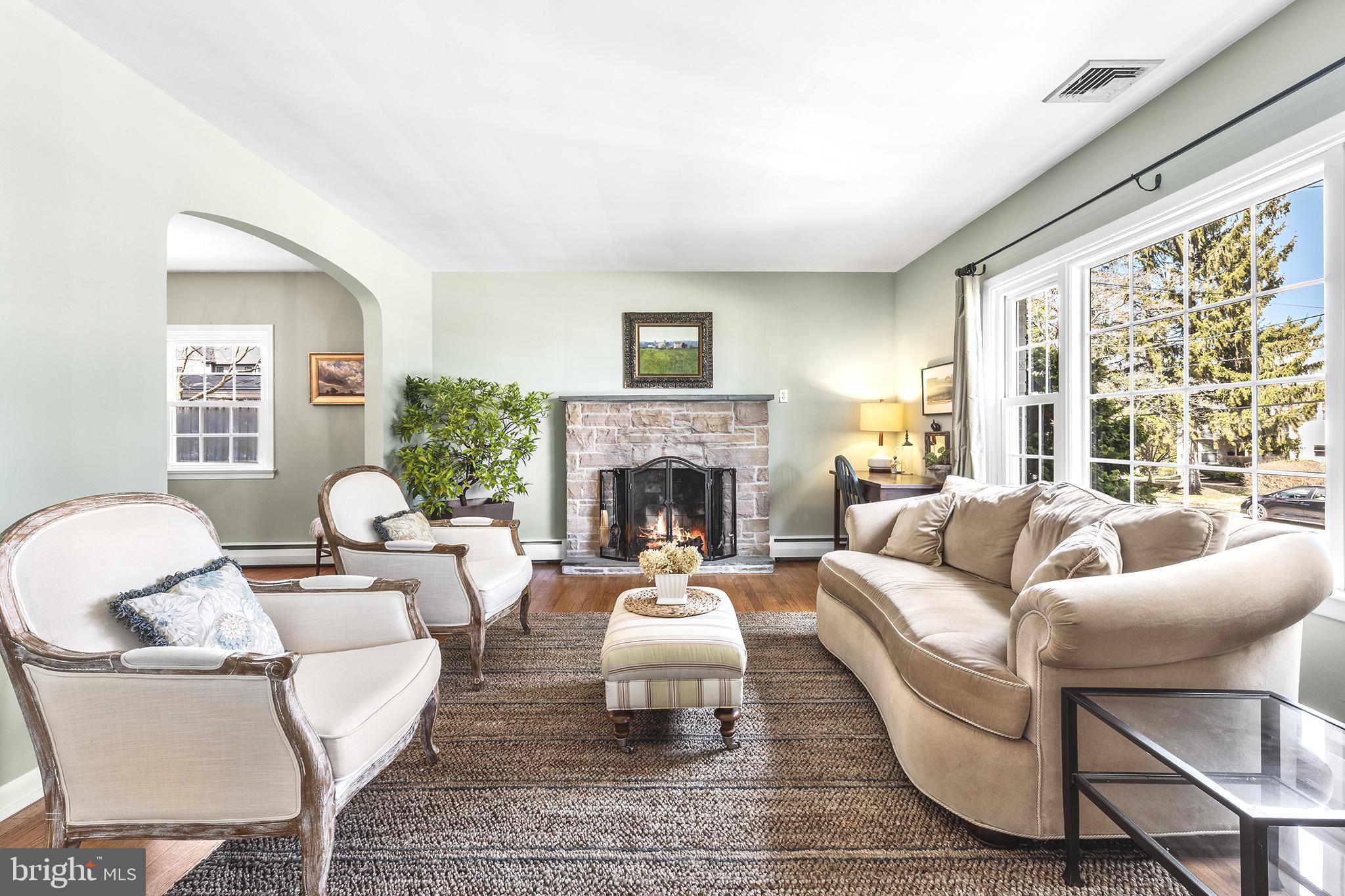 220 S VALLEY FORGE ROAD