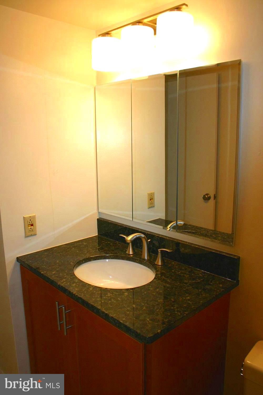 ALTA VISTA - Residential Lease