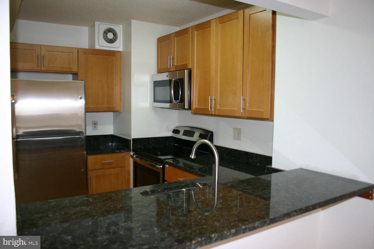 900 N STAFFORD STREET N 1504