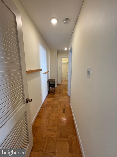 PARKSIDE CONDOMINIUMS - Residential Lease