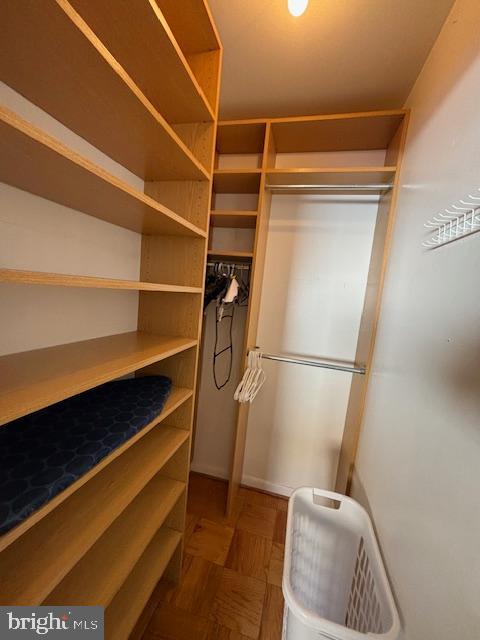 PARKSIDE CONDOMINIUMS - Residential Lease