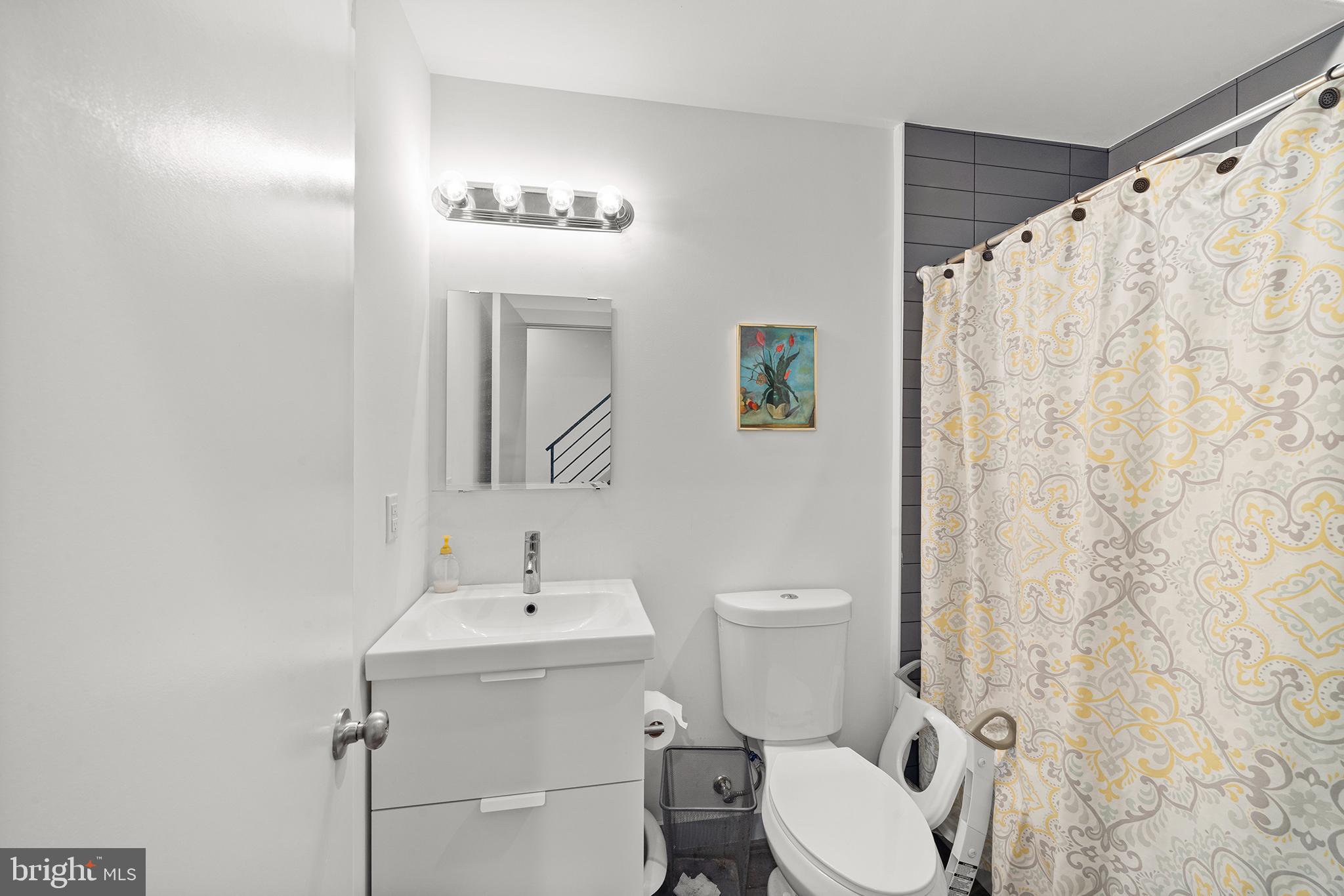 GRAYS FERRY - Residential Lease