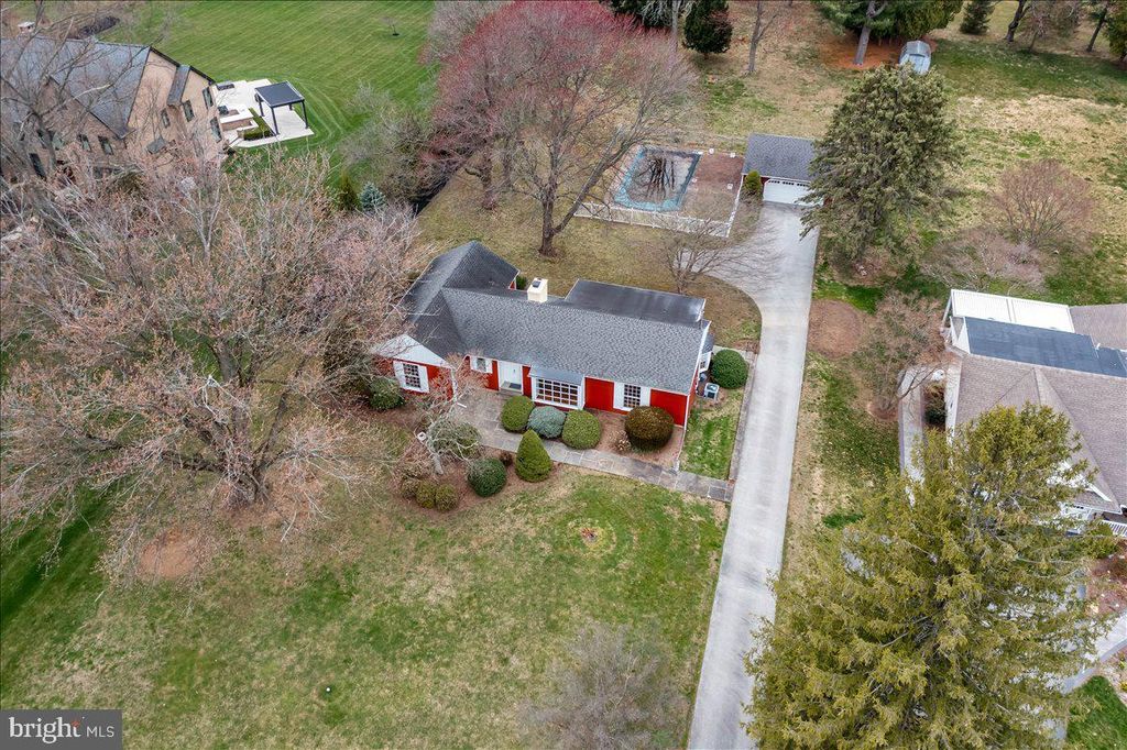 Photo of 3523 Sawmill Road, NEWTOWN SQUARE, PA 19073 (MLS # PADE2105730)