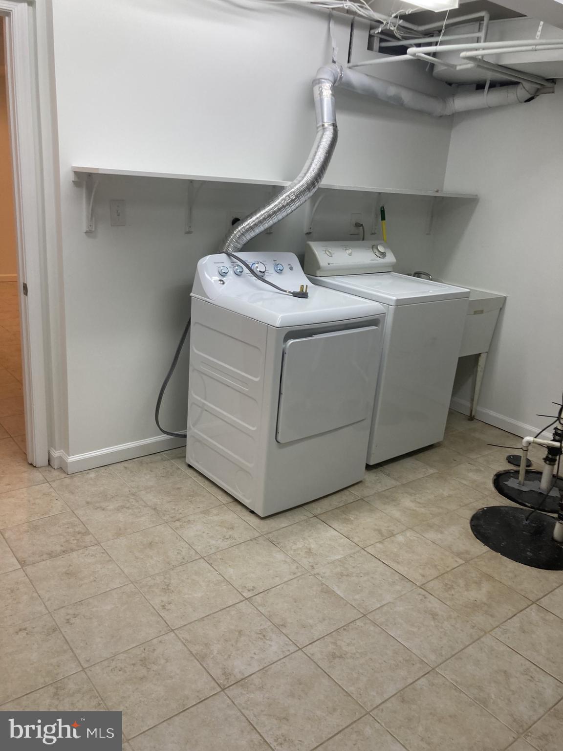 CHEVY CHASE - Residential Lease