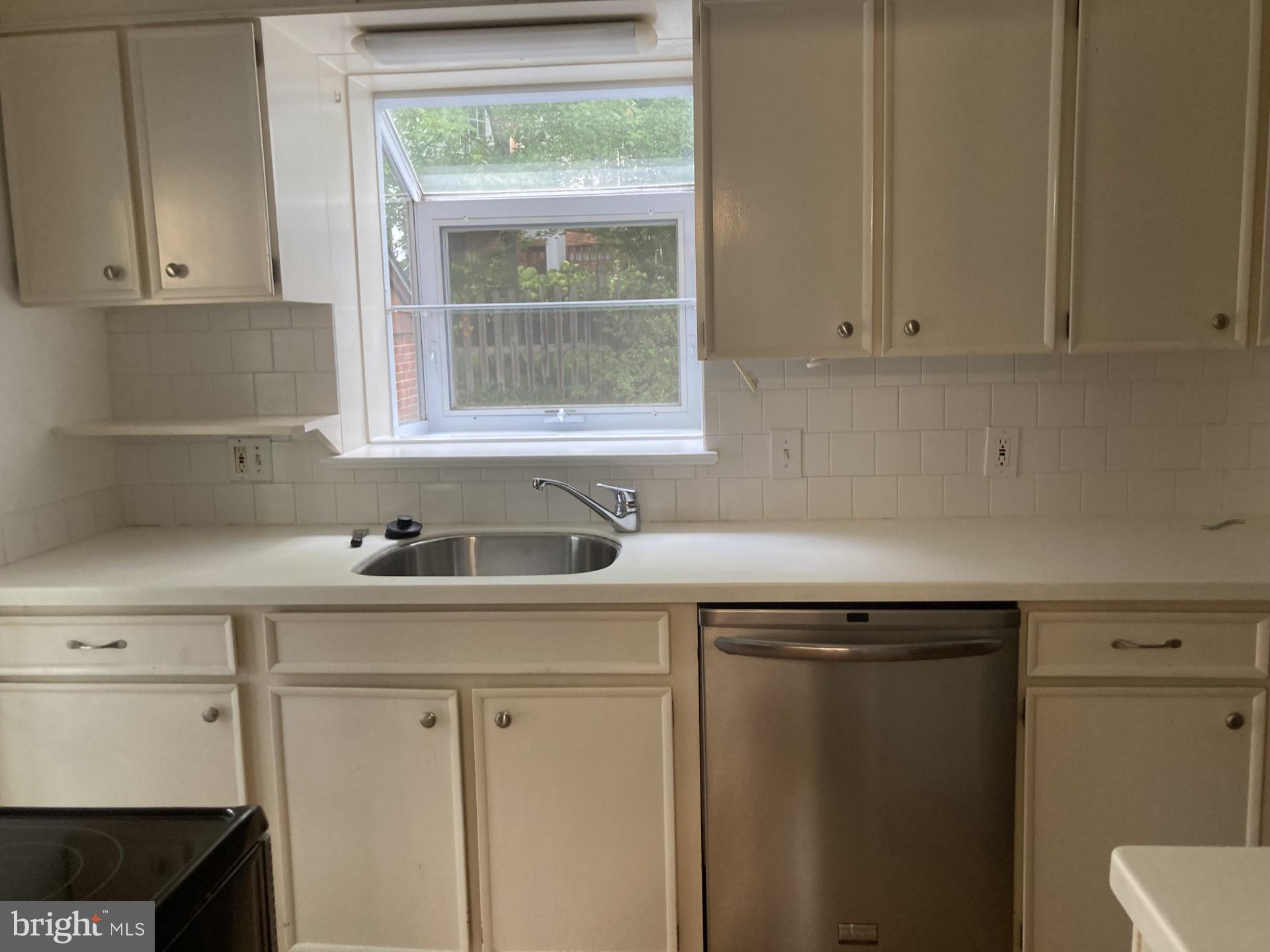 CHEVY CHASE - Residential Lease