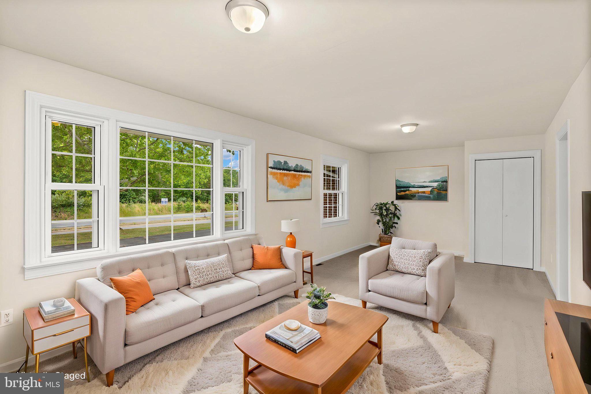 8267 KINGS HIGHWAY