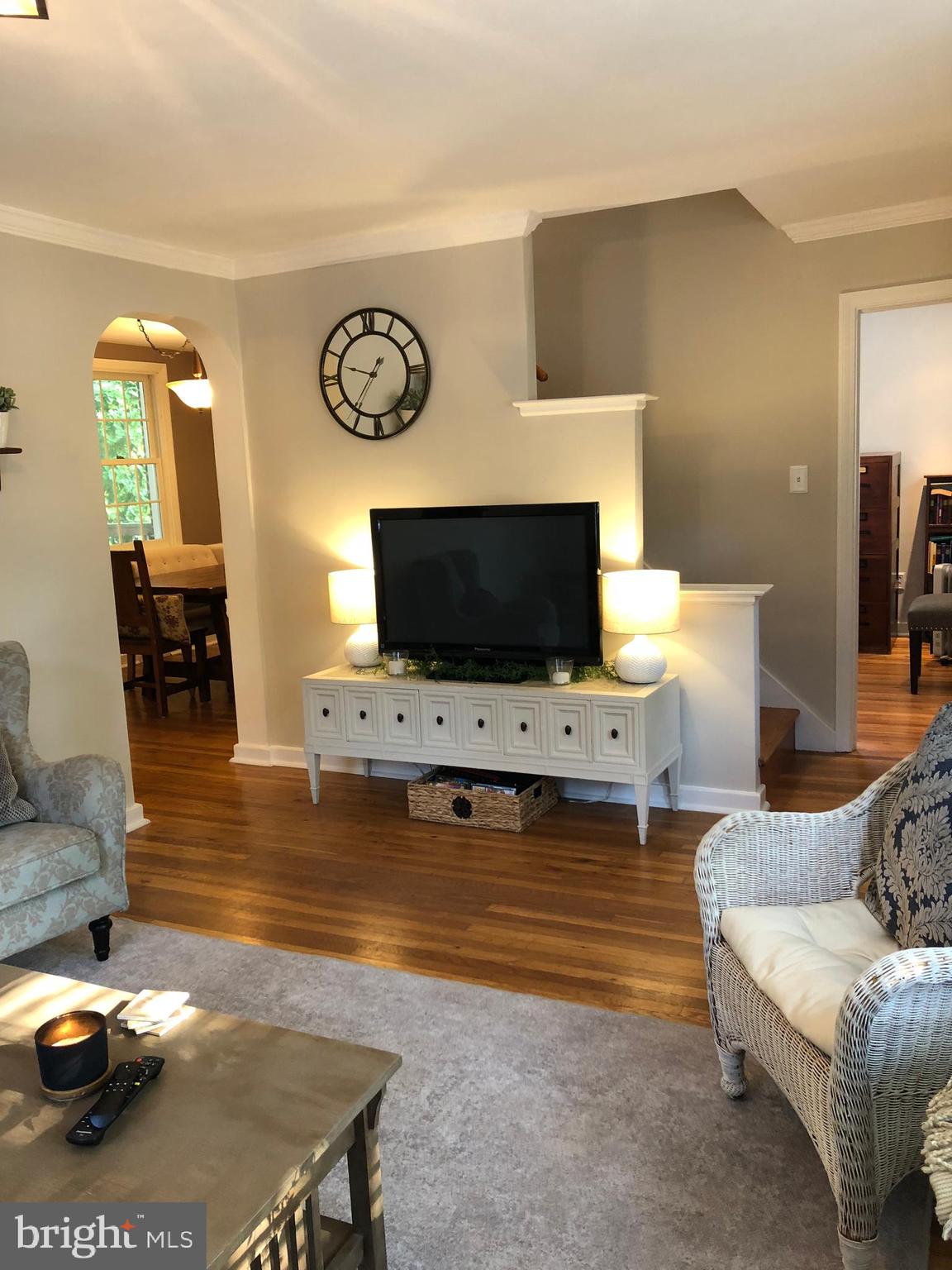 LARCHMONT - Residential Lease