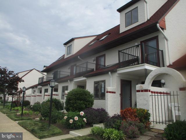 15 QUEEN ANNE WAY G