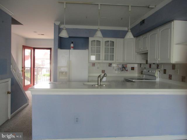 15 QUEEN ANNE WAY G