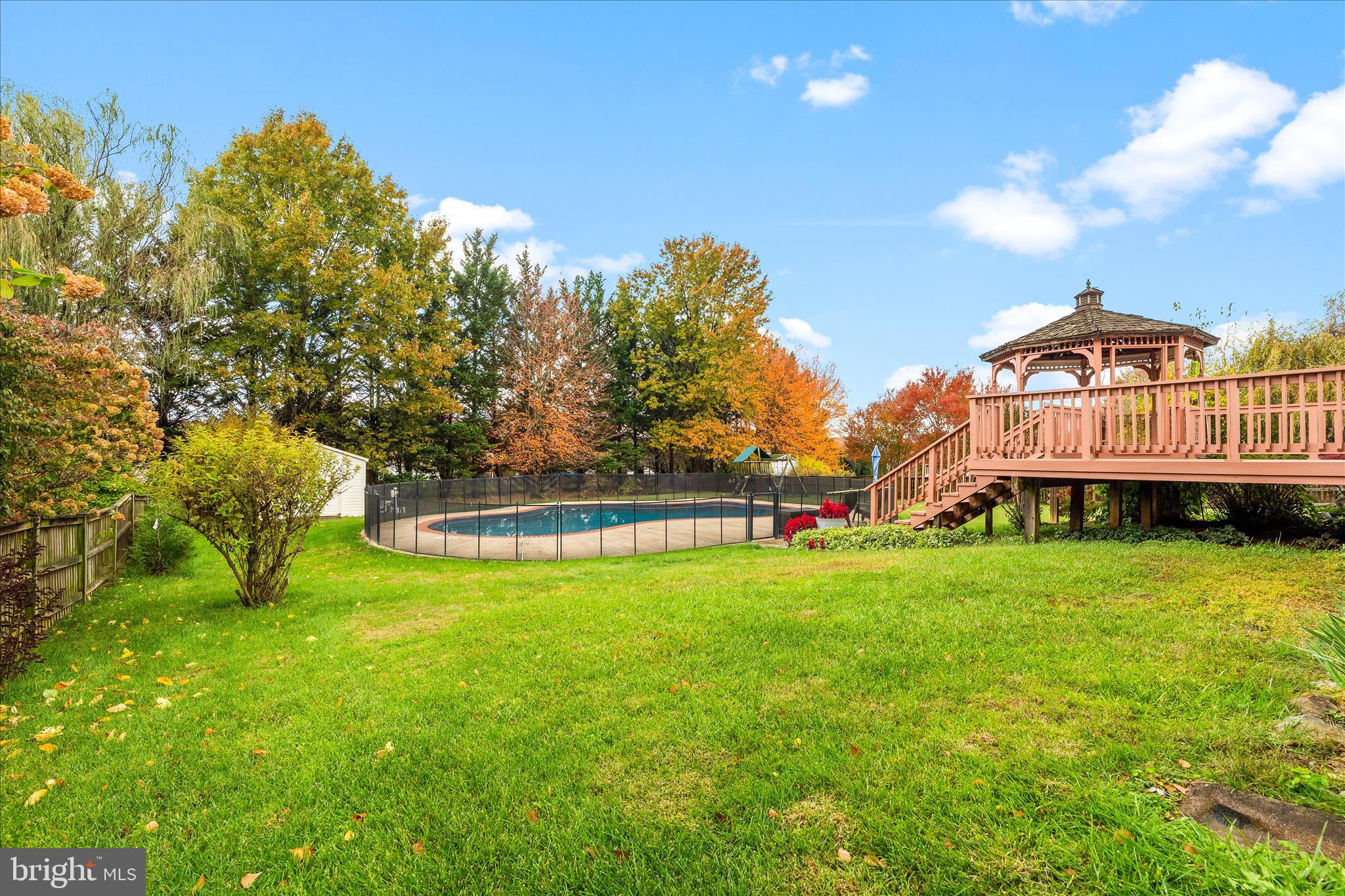 FOXFIELD AT MIDDLETOWN - Residential