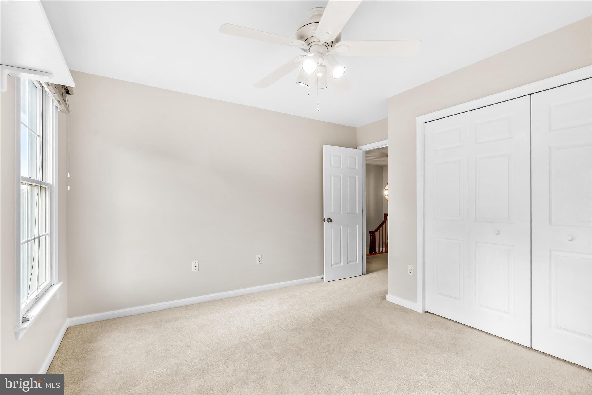 FOXFIELD AT MIDDLETOWN - Residential