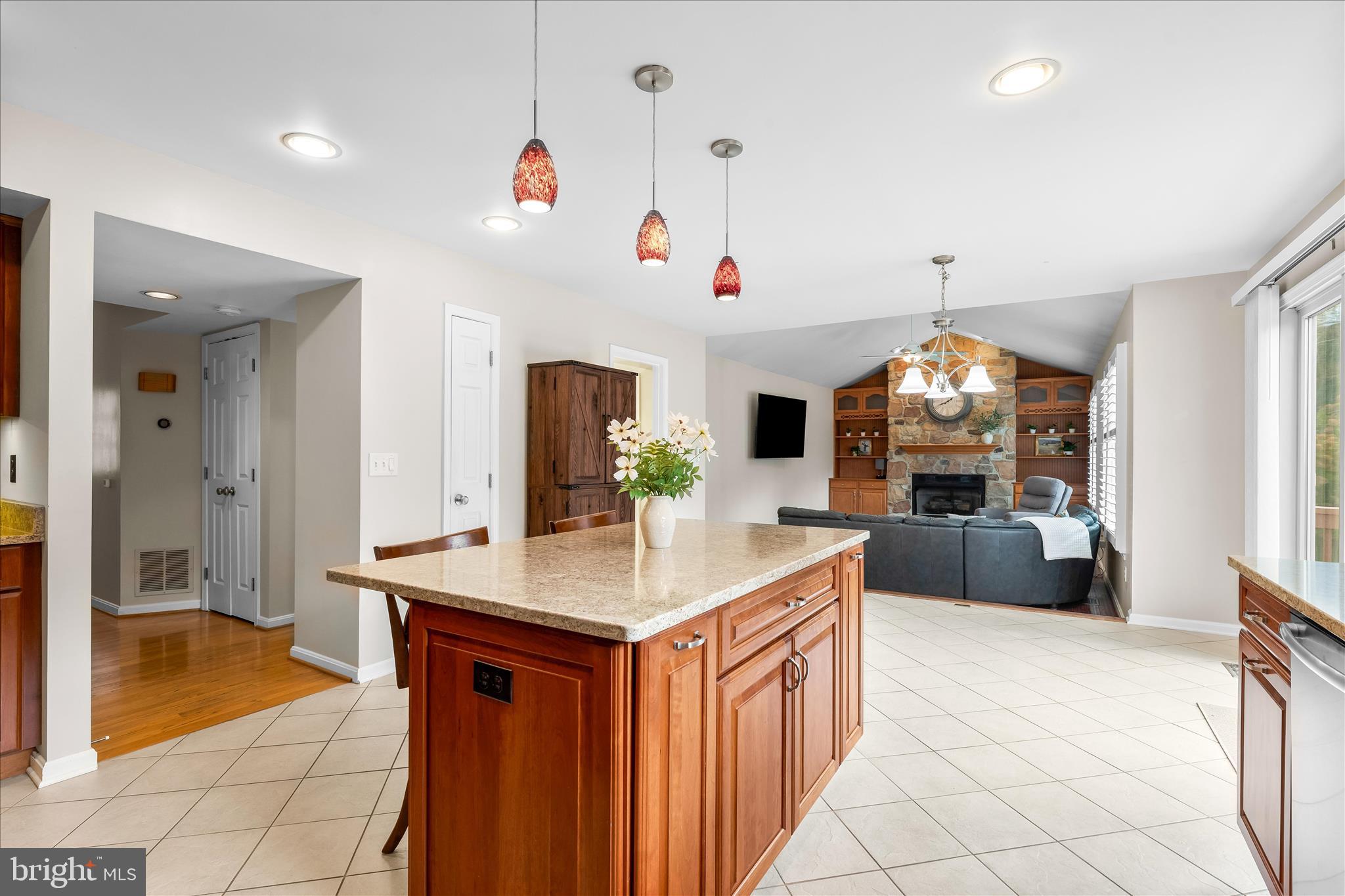 FOXFIELD AT MIDDLETOWN - Residential